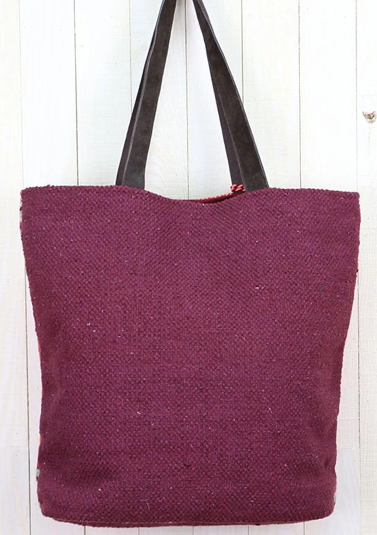Paradise Valley Tote sold by lovestitch product image thumbnail 3