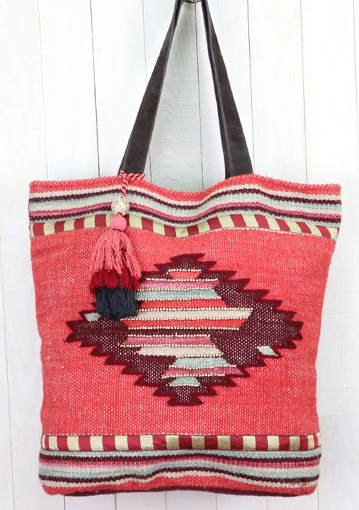 Paradise Valley Tote sold by lovestitch product image thumbnail 2