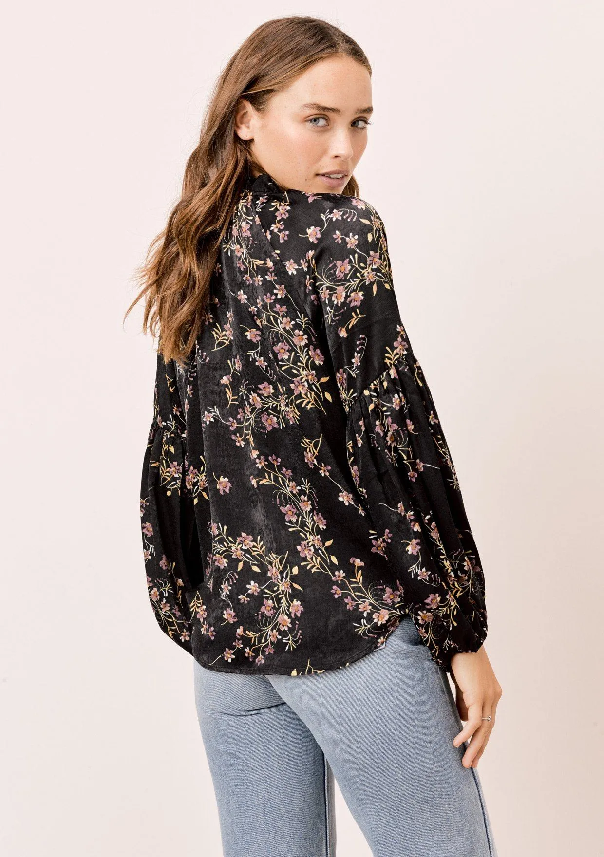 Rocio Floral Blouse sold by lovestitch product image thumbnail 2