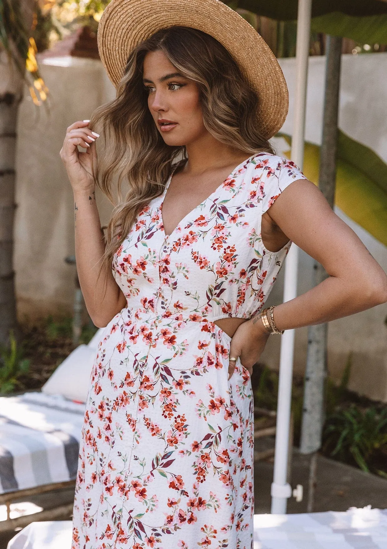 Nelly Cutout Midi Dress sold by lovestitch product image thumbnail 2