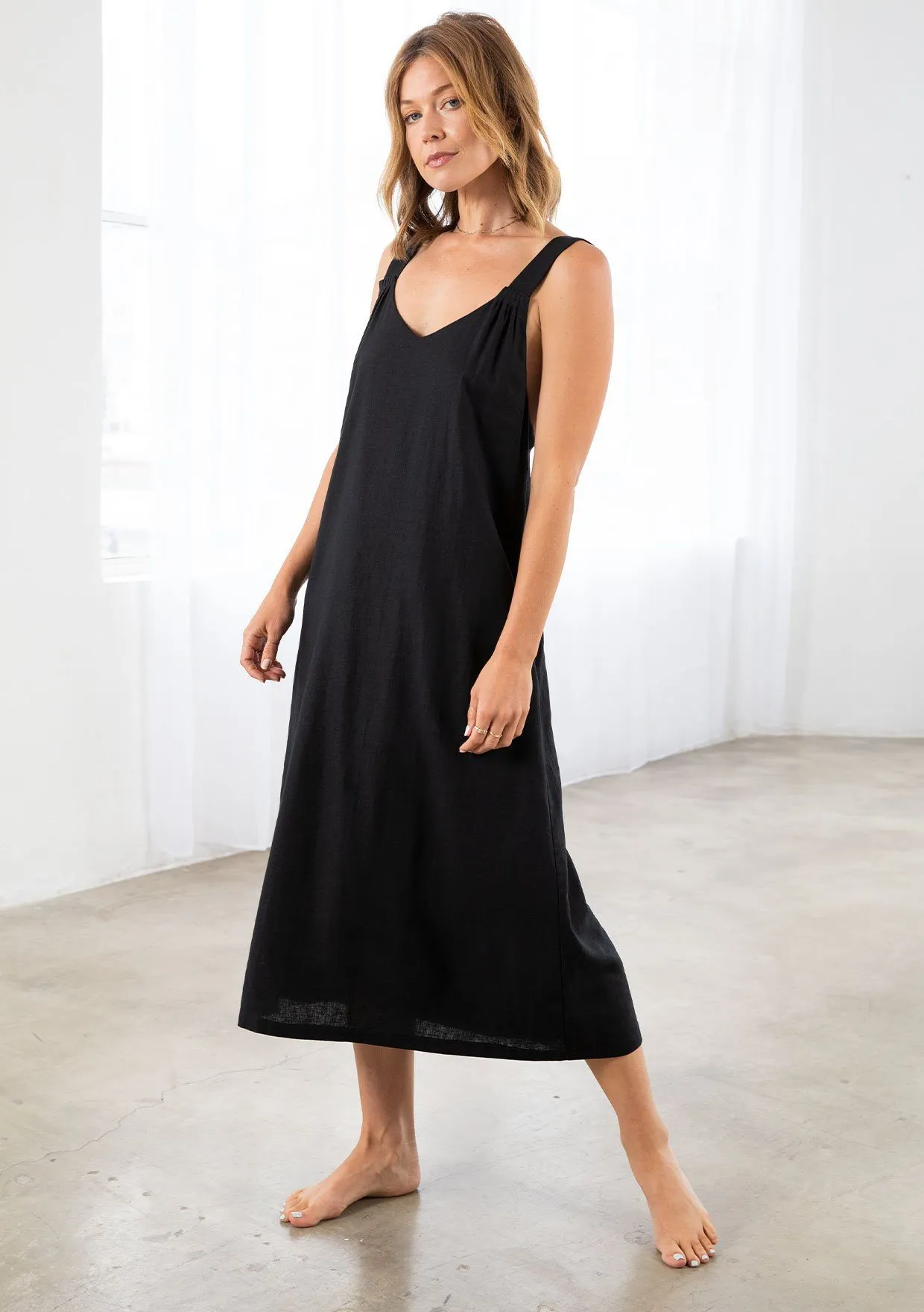 Canyon Linen Midi Dress sold by lovestitch product image thumbnail 5