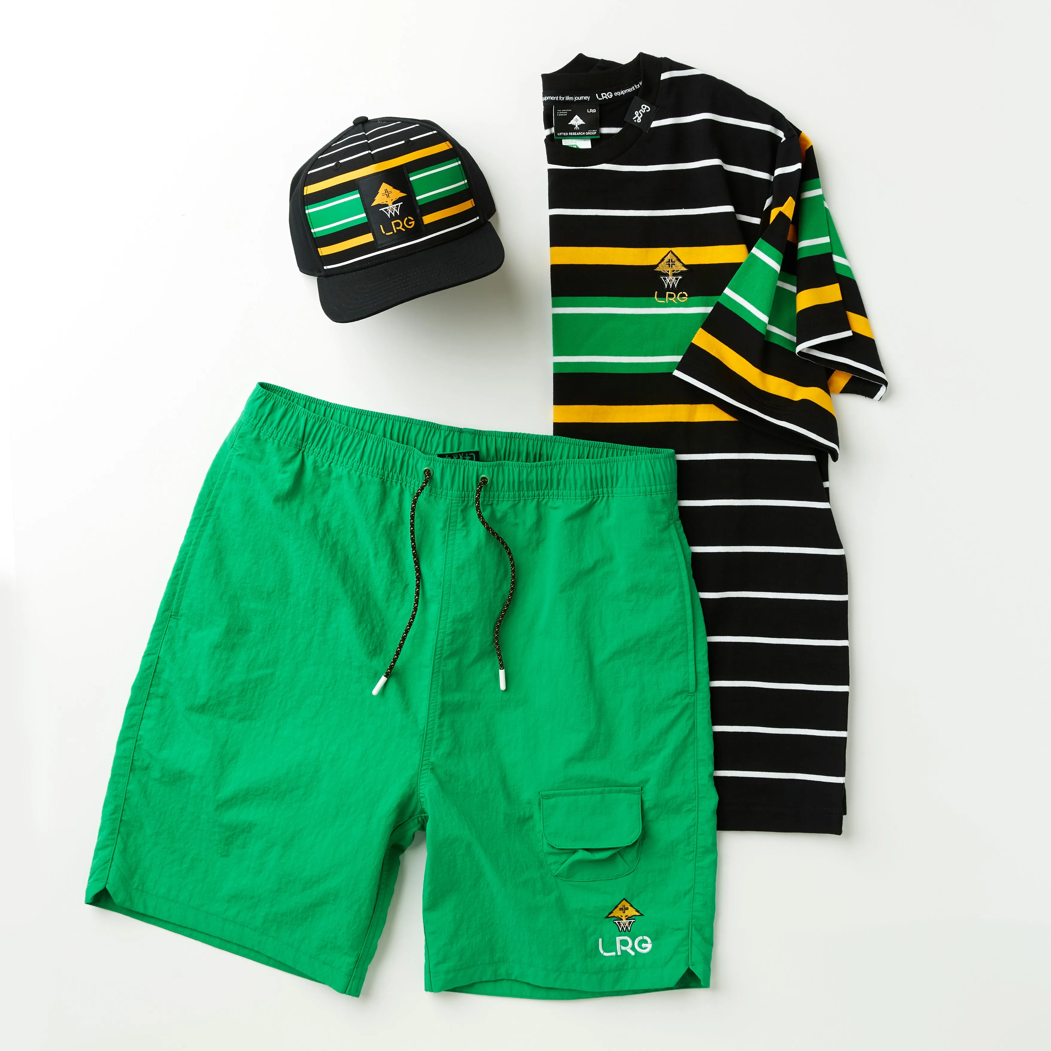 TURNOVER WOVEN SHORTS - KELLY GREEN sold by Lrg product image thumbnail 3