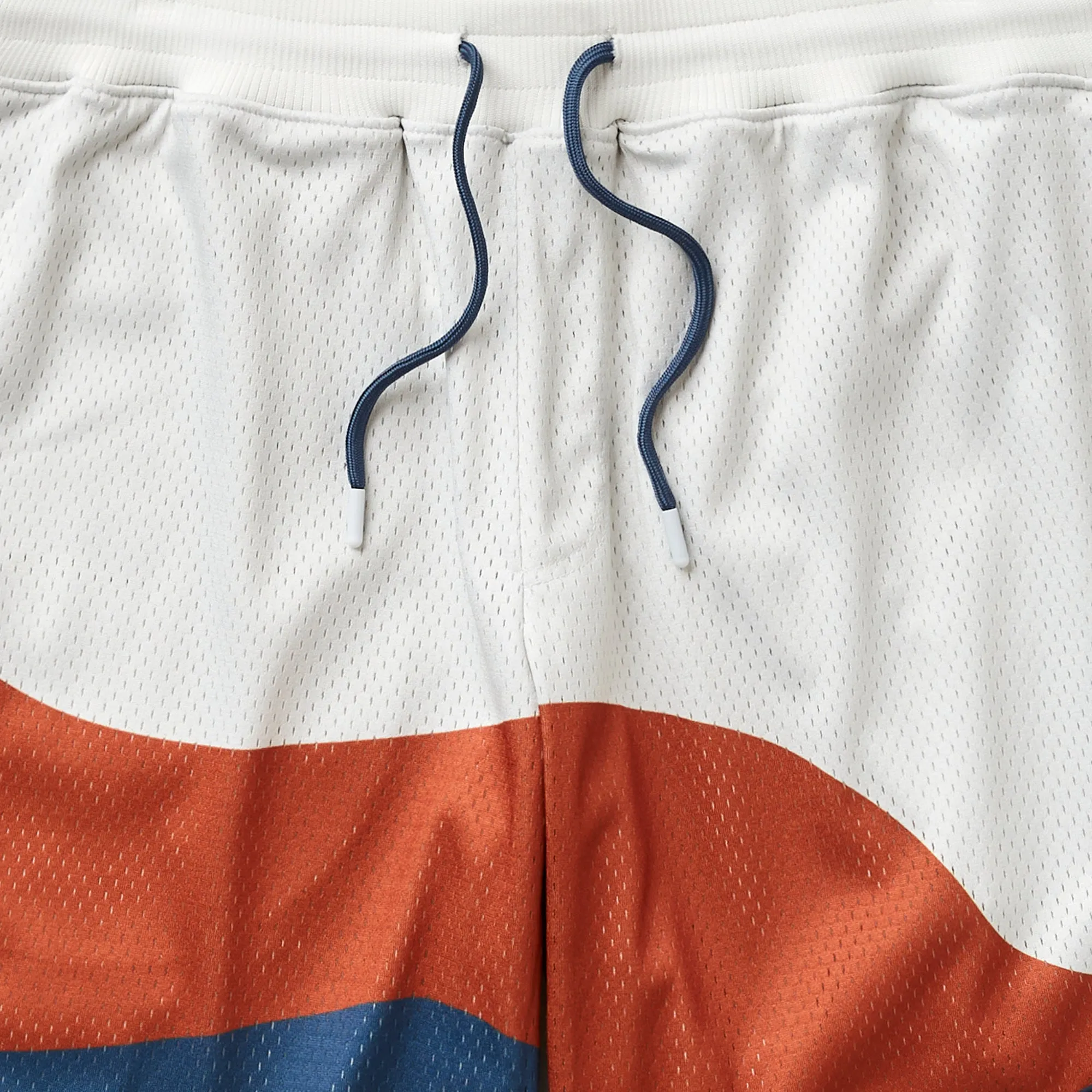 TECHNICOLOR HYBRID MESH SHORTS - FENNEL WHITE sold by Lrg product image thumbnail 3
