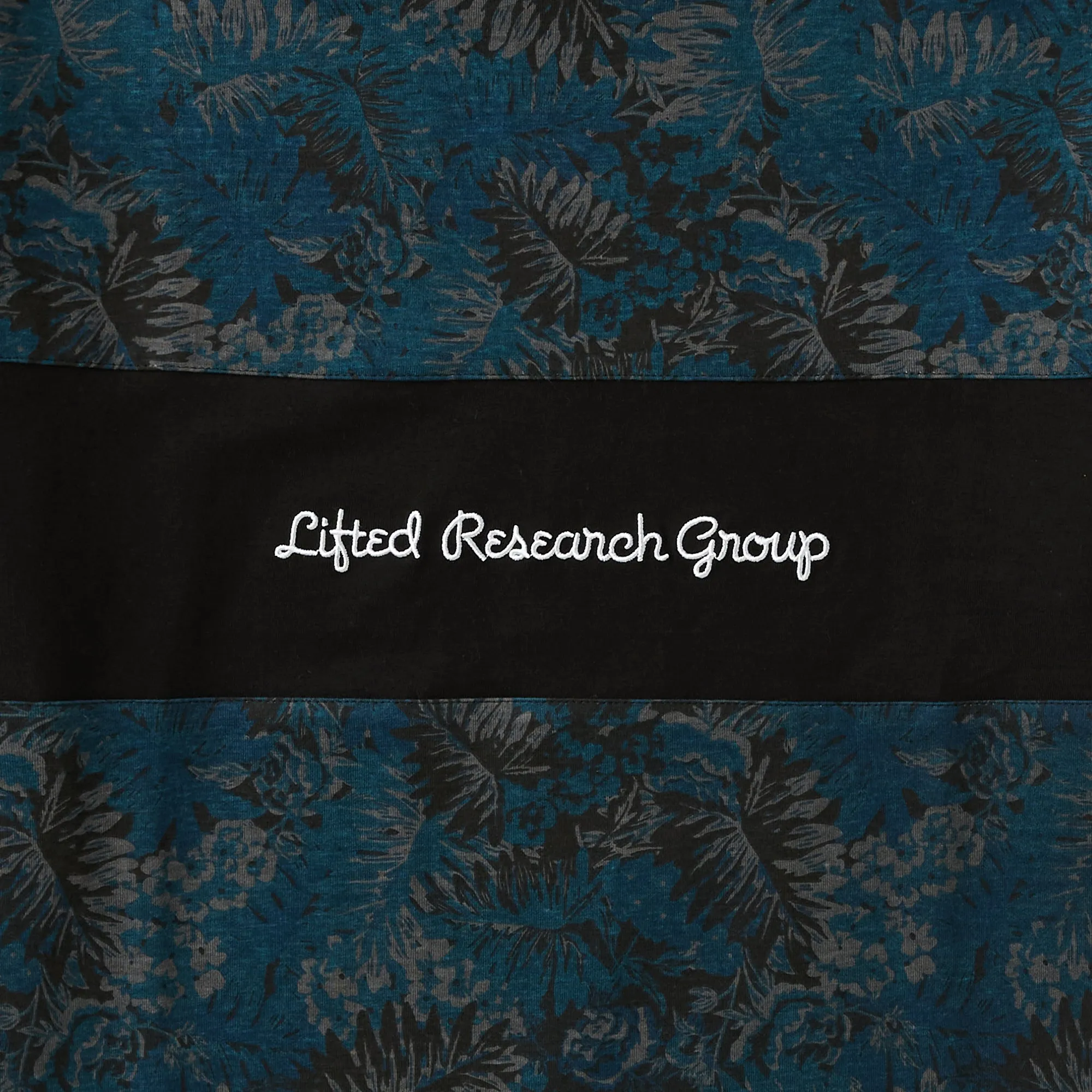 JUNGLE HOUSE CREW KNIT - REFLECTING POND sold by Lrg product image thumbnail 2