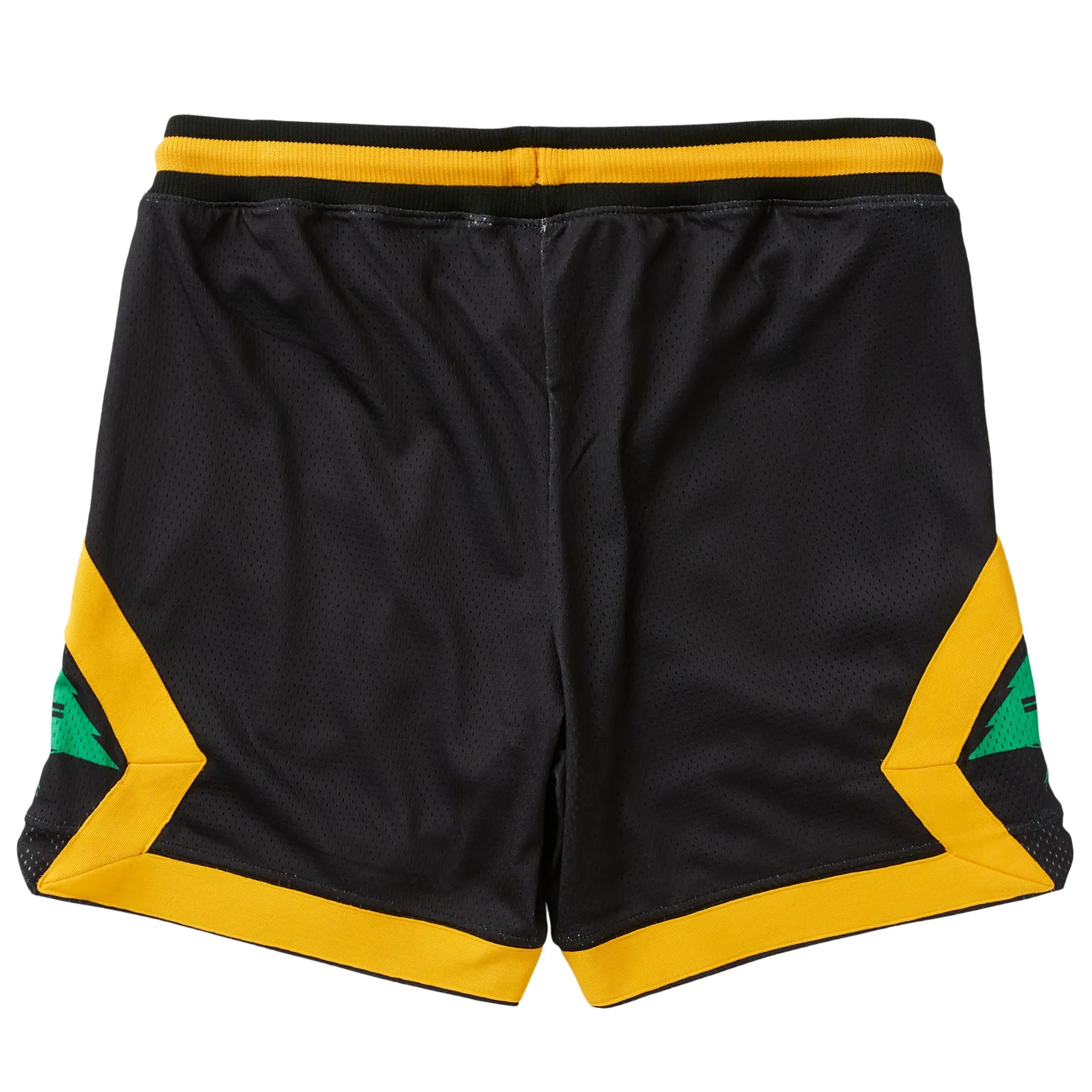 LAYUP MESH SHORTS - BLACK sold by Lrg product image thumbnail 2
