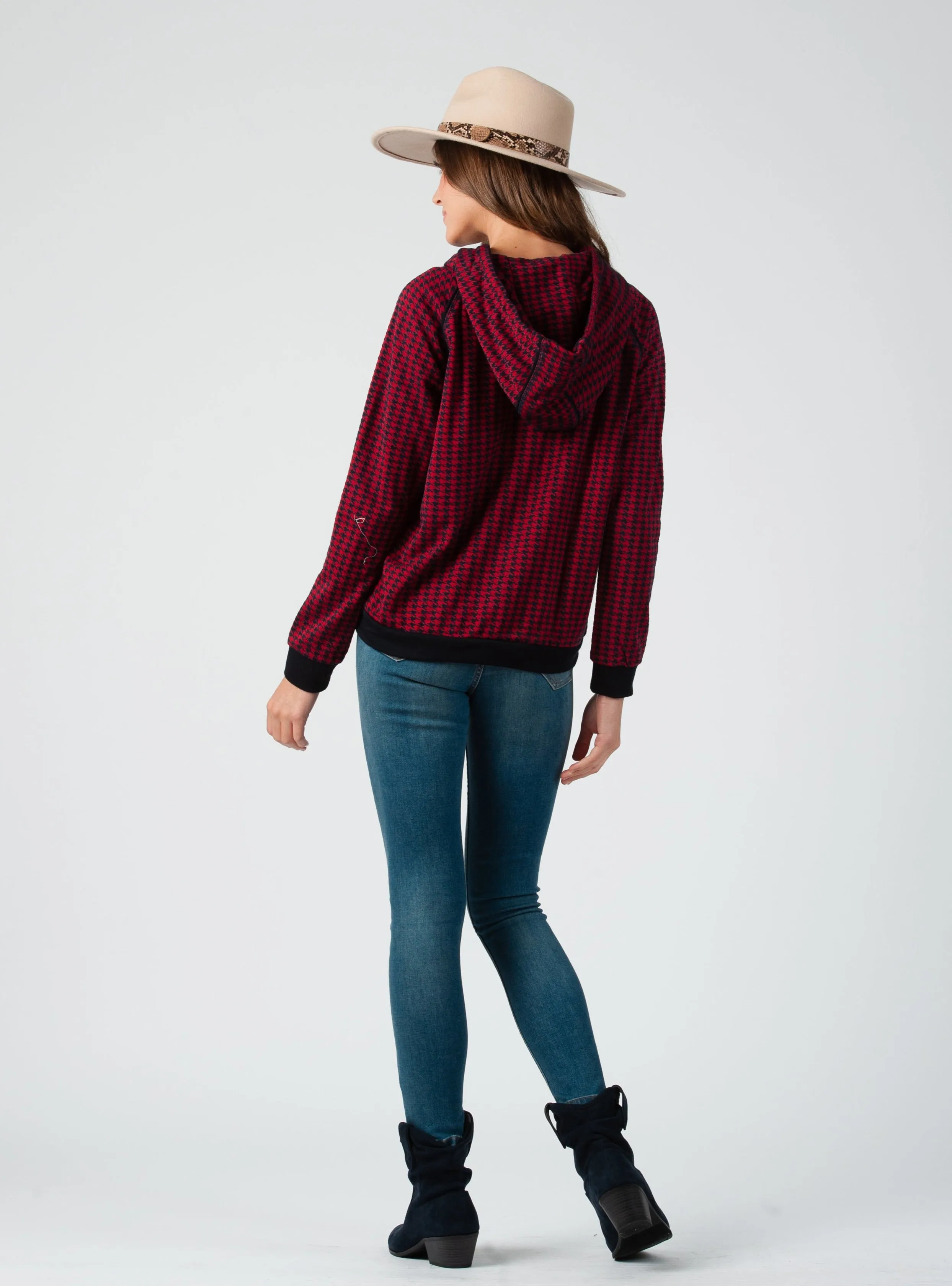 LIGHTWEIGHT HOUNDSTOOTH HOODIE-RED/NAVY sold by Lucca Couture product image thumbnail 3