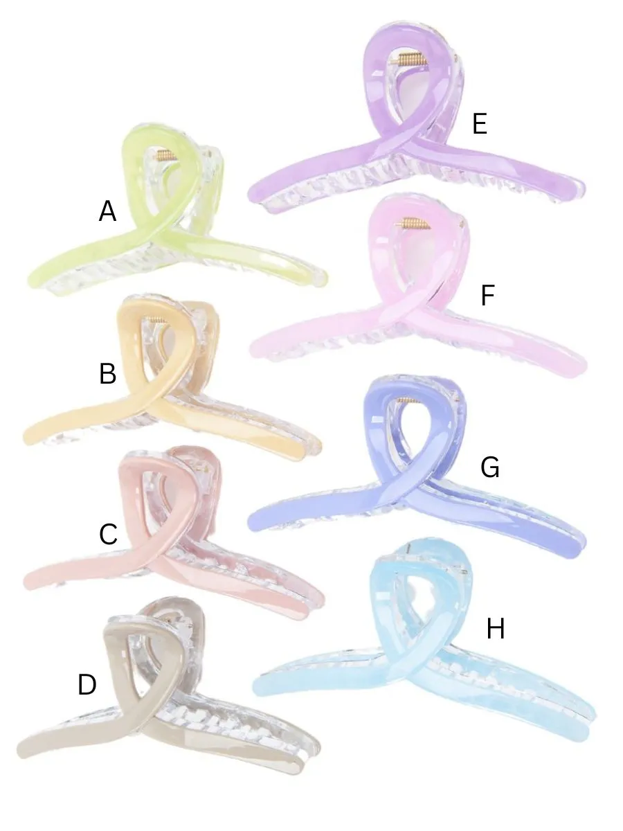 LATTE TWIST HAIR CLAW sold by Lucca Couture product image thumbnail 3