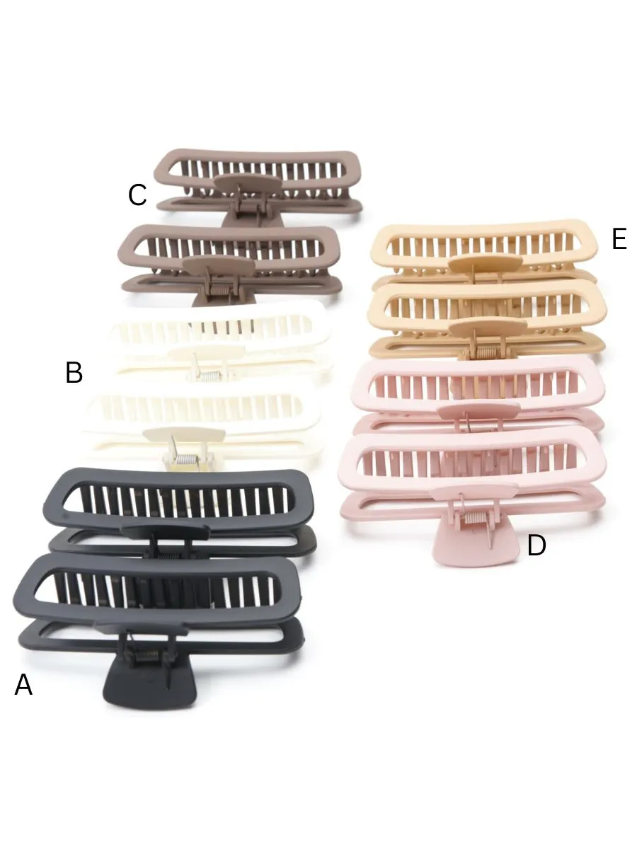 MOD RECTANGLE HAIR CLAW sold by Lucca Couture product image thumbnail 3