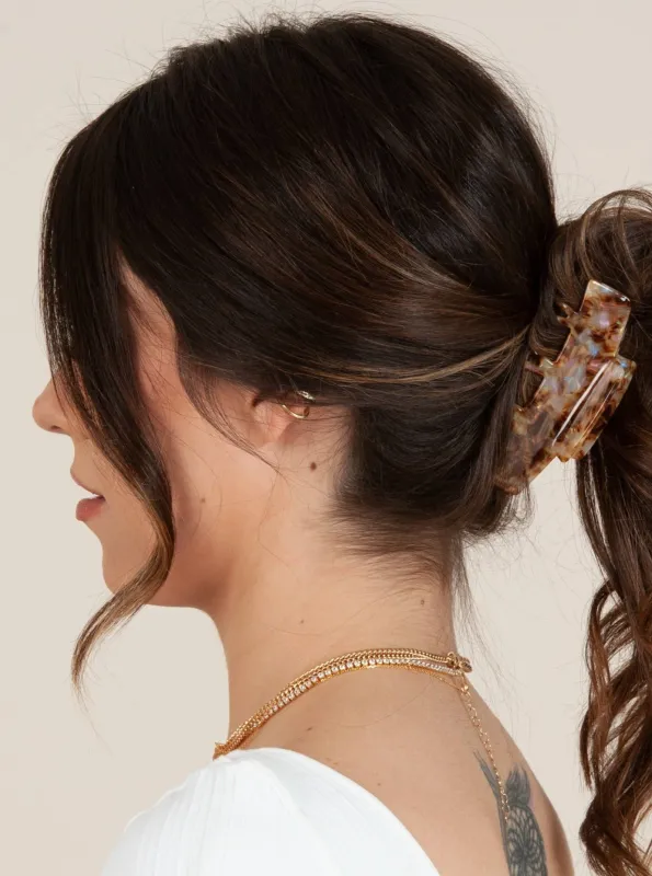 DENTY RESIN HAIR CLAW sold by Lucca Couture