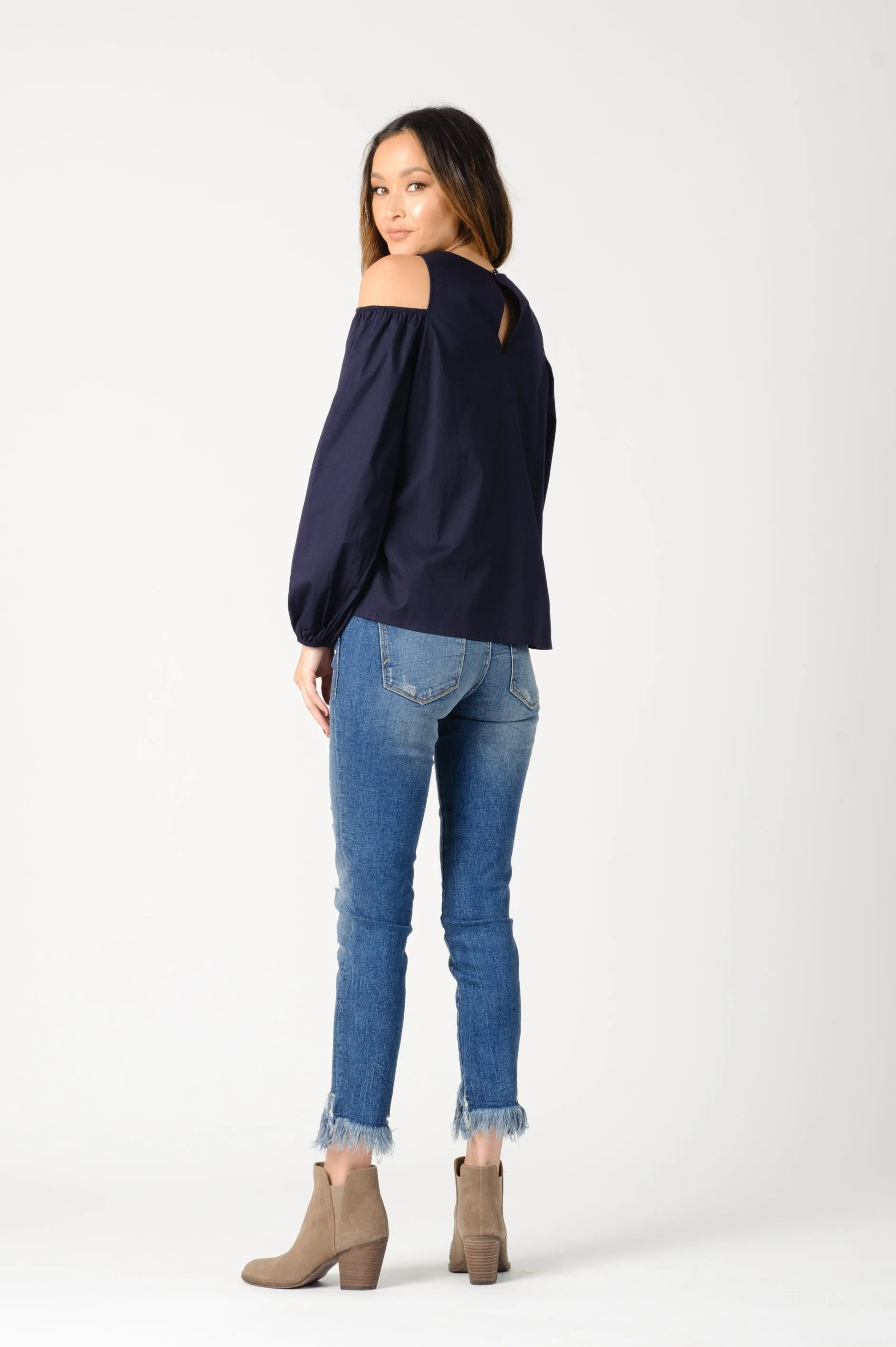 MICHELLE COLD SHOULDER TOP-NAVY sold by Lucca Couture product image thumbnail 3
