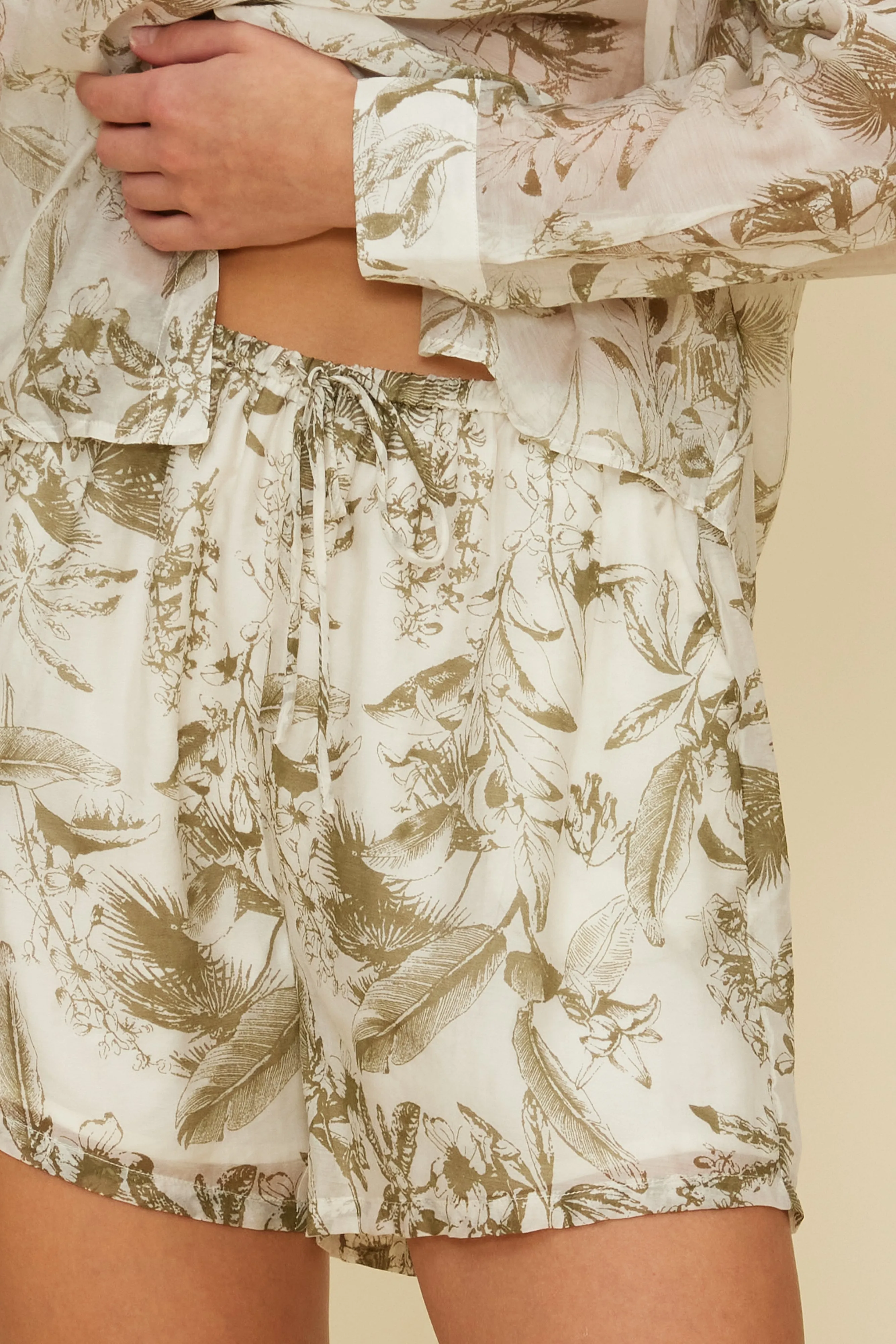 Lou Relaxed Short sold by Lucy Paris product image thumbnail 4