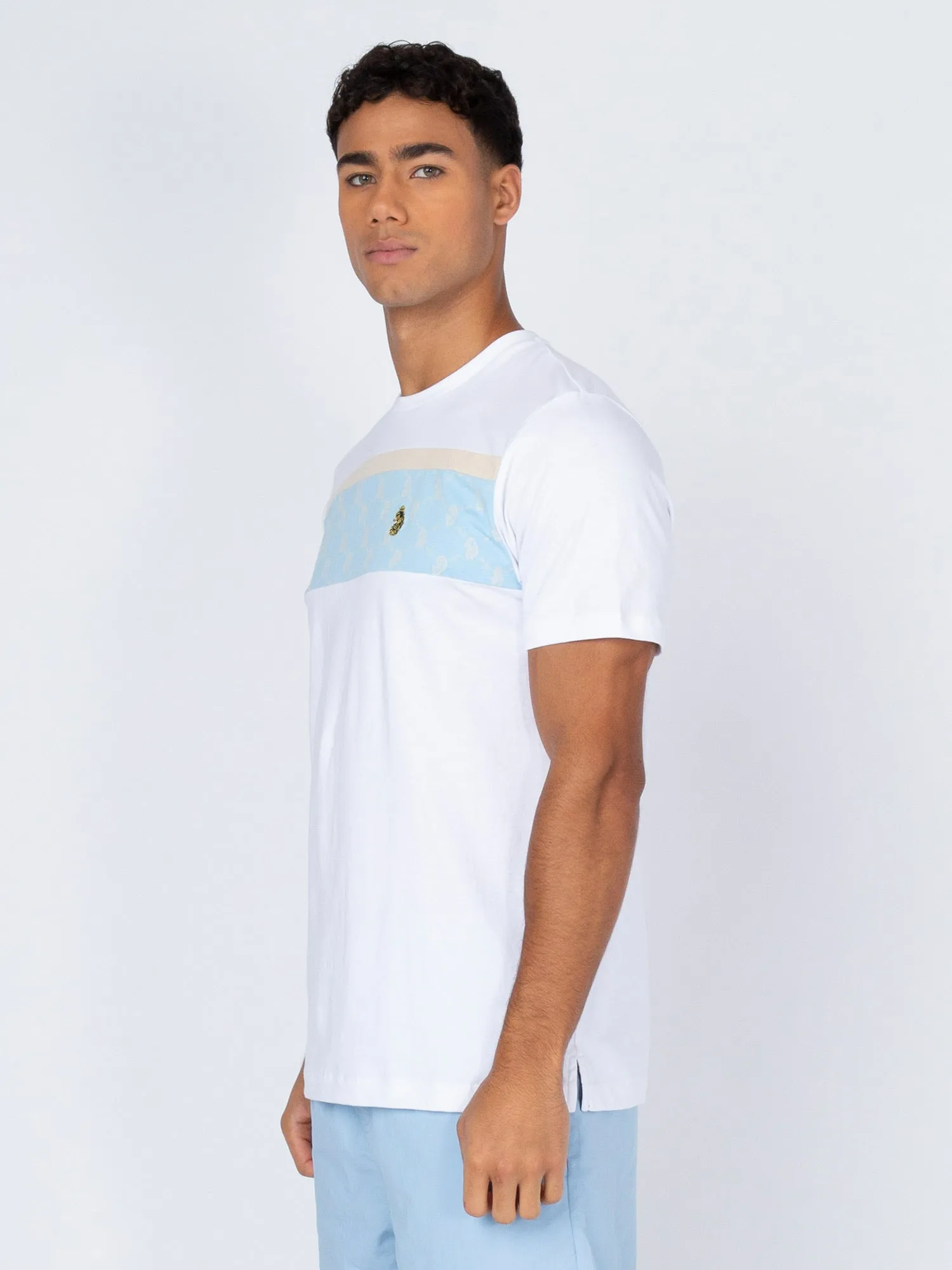 LIONS DEN T-SHIRT sold by Luke 1977 product image thumbnail 3