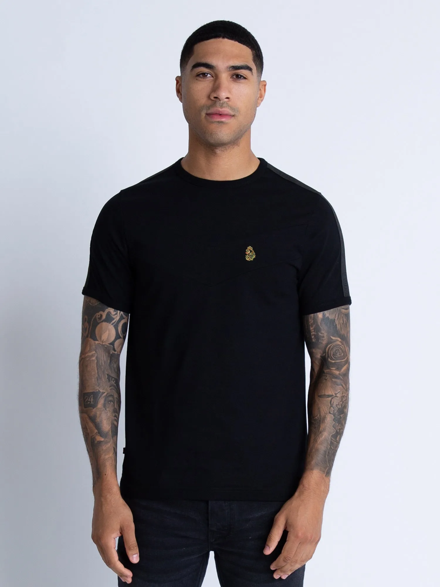 CALVIA CHEVRON T-SHIRT sold by Luke 1977 product image thumbnail 2