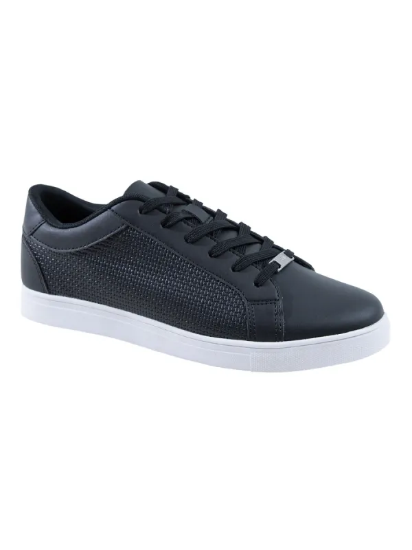 JOHNSON TRAINERS sold by Luke 1977