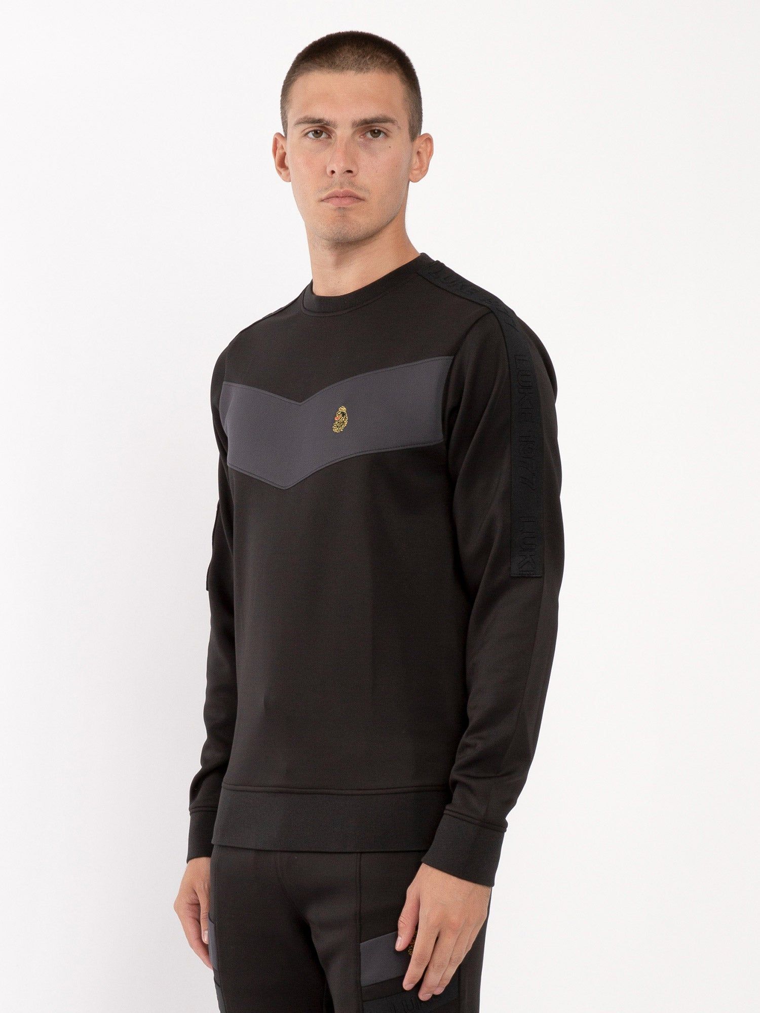 CASA VIEJA TRACKSUIT SET sold by Luke 1977 product image thumbnail 3