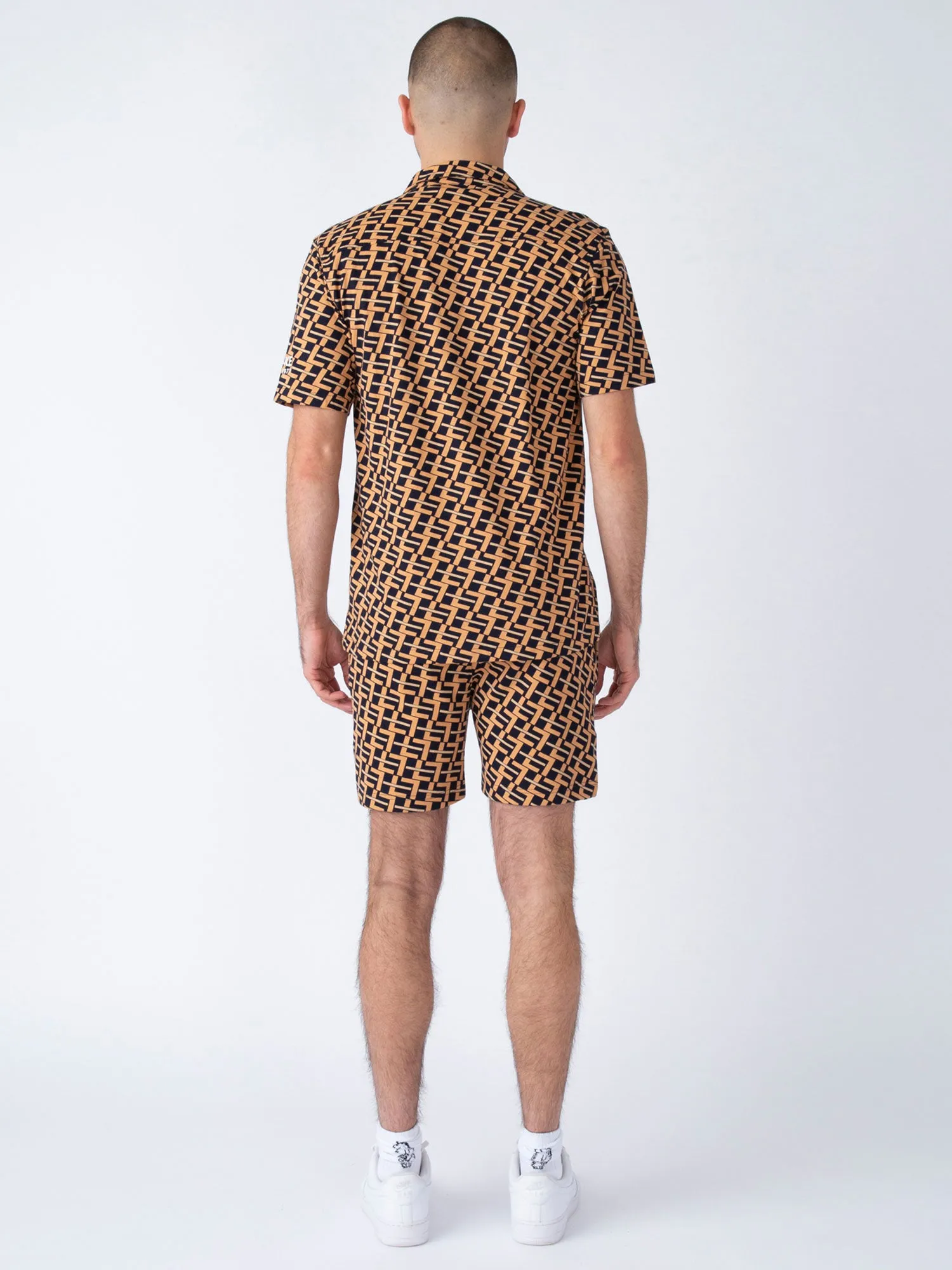 TRINIDAD & DOMINICA SET sold by Luke 1977 product image thumbnail 4