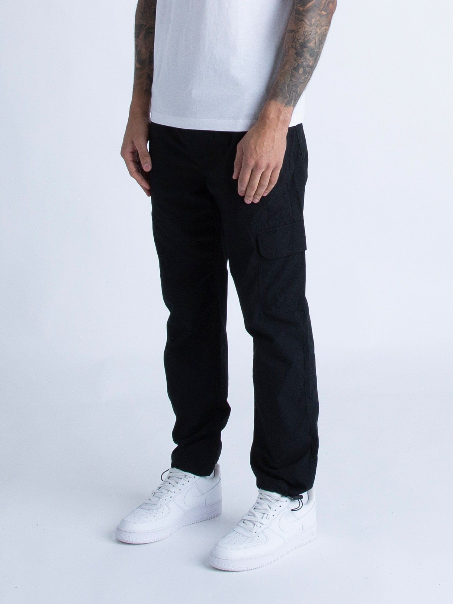 【関税込み】ETRO 'Pegaso' cargo pants Men's Etro Cargo Pants - up to −77% | Stylight