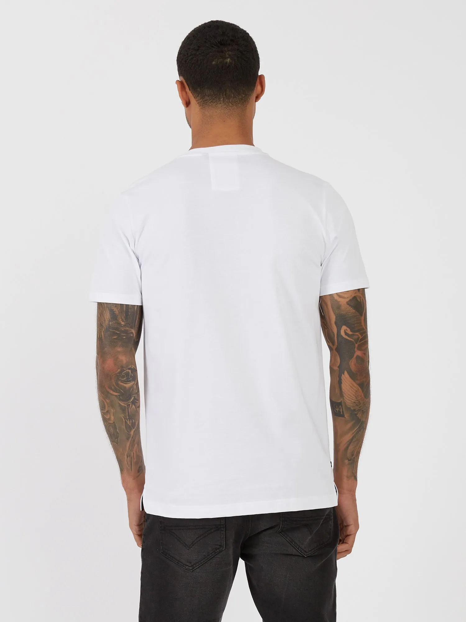 FIN T-SHIRT sold by Luke 1977 product image thumbnail 4