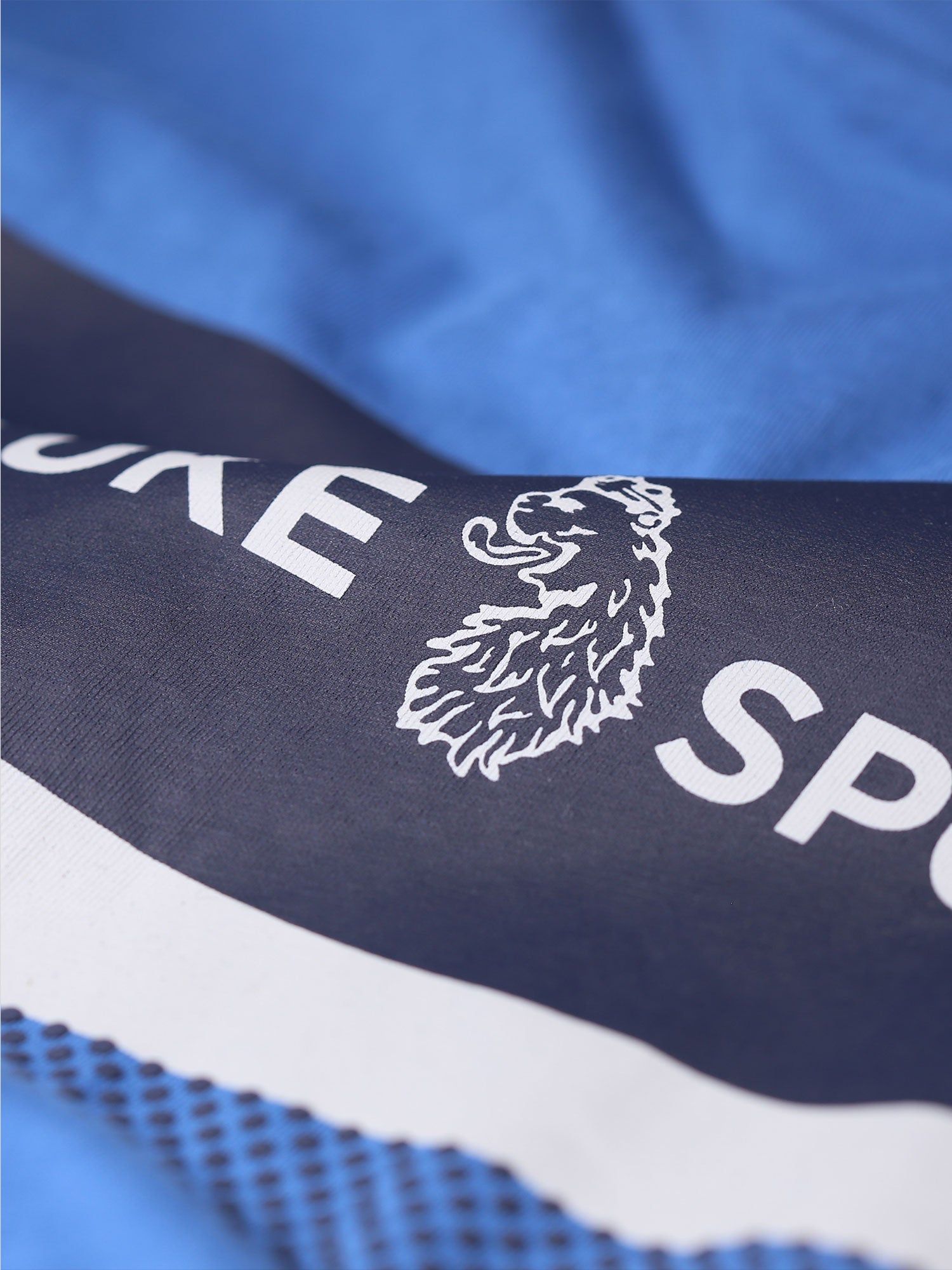 SINGAPORE T-SHIRT sold by Luke 1977 product image thumbnail 6