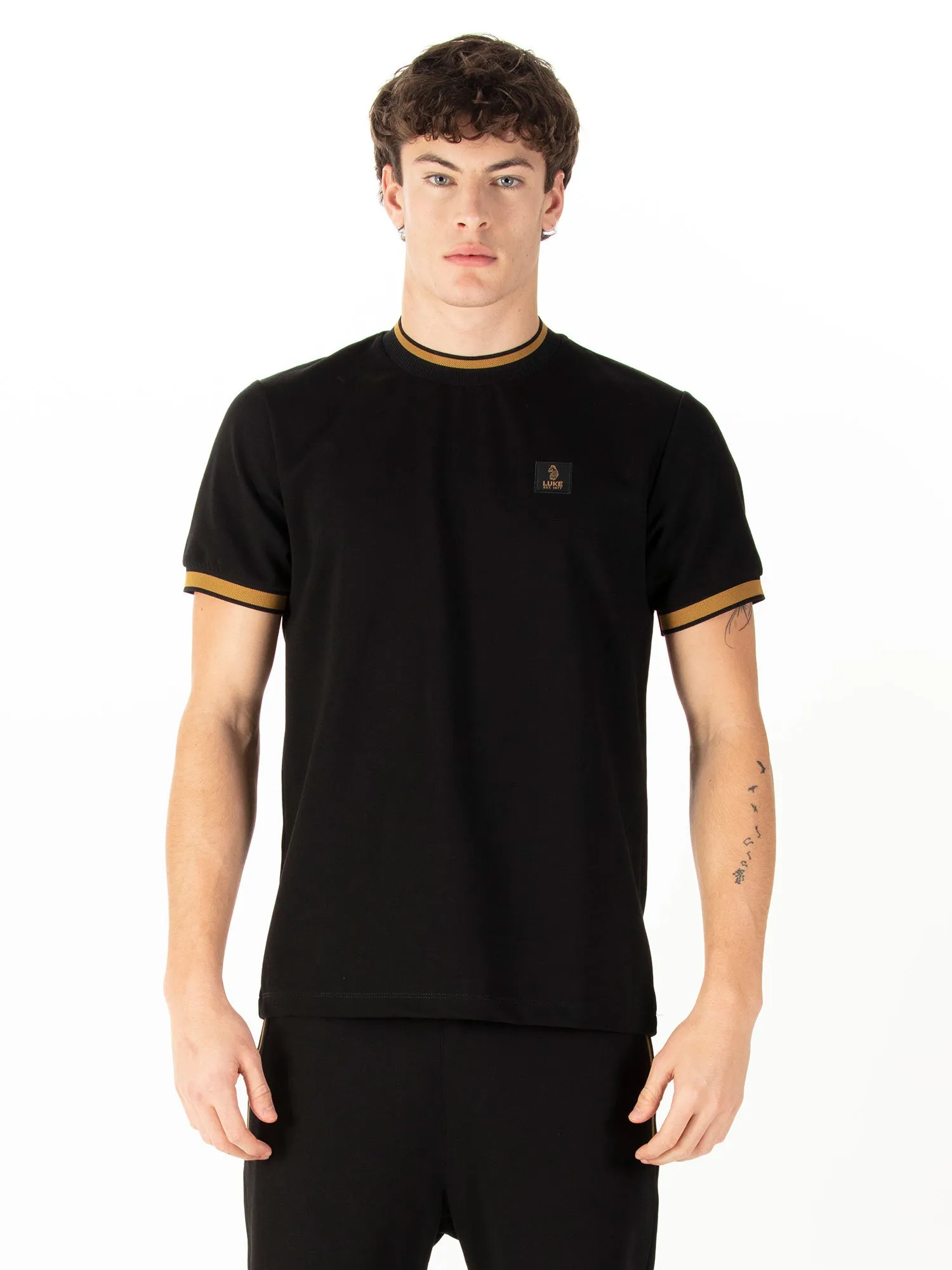 CORON T-SHIRT sold by Luke 1977