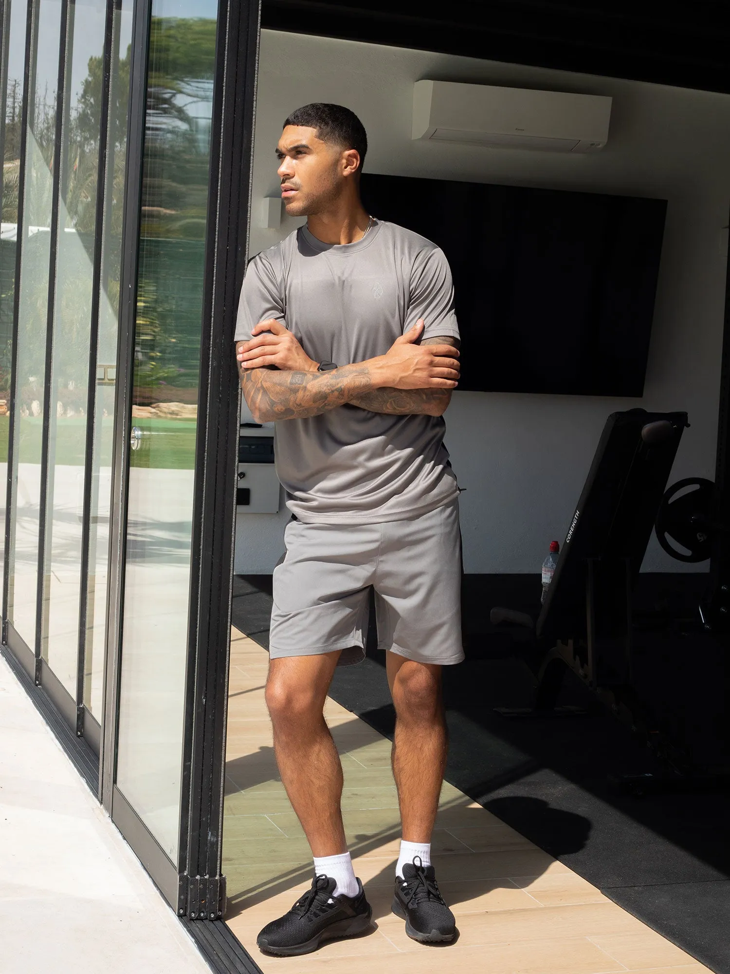 CHALK PERFORMANCE SHORT SET sold by Luke 1977 product image thumbnail 2