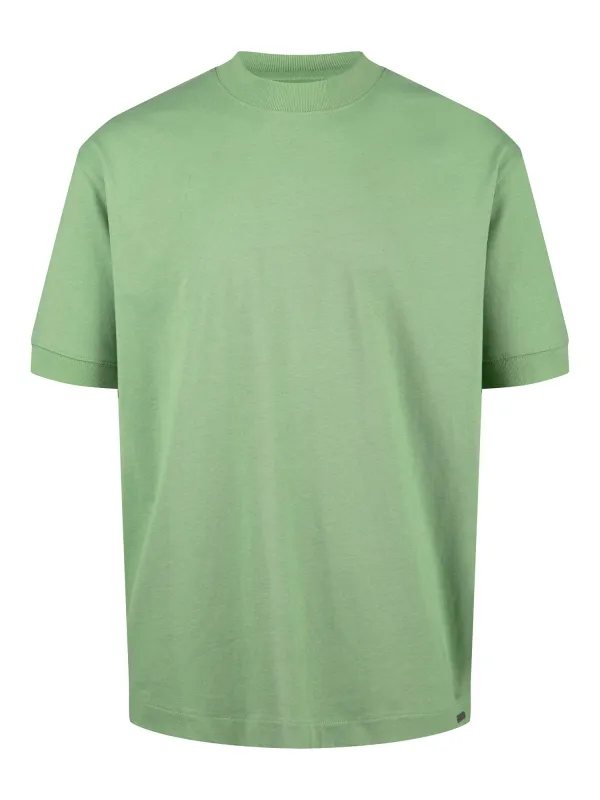 WHO WEARS THE RELAXED FIT T-SHIRT sold by Luke 1977