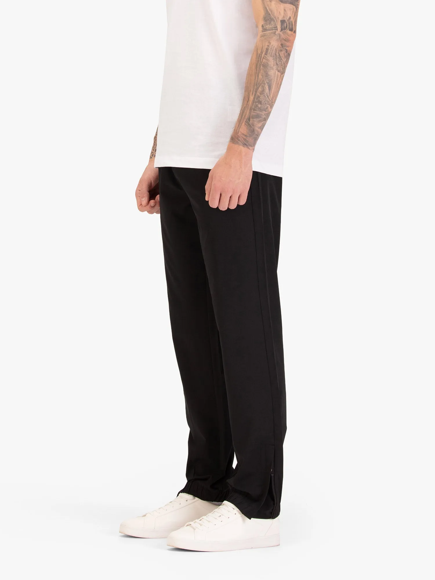 KNOWLE 1000 LIGHTWEIGHT JOGGERS sold by Luke 1977 product image thumbnail 2