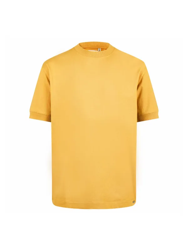 WHO WEARS THE T-SHIRT made by Luke 1977