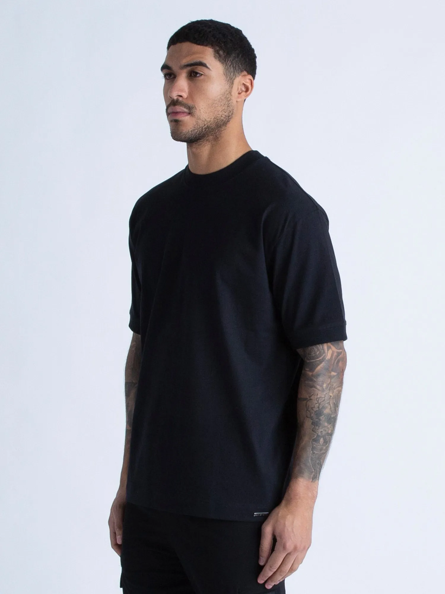 WHO WEARS THE RELAXED FIT T-SHIRT sold by Luke 1977 product image thumbnail 3