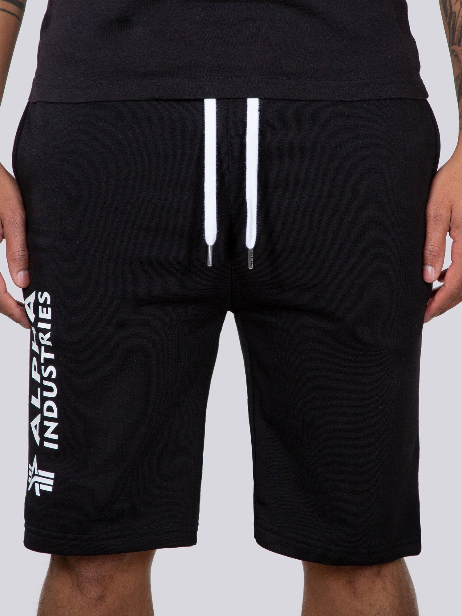 Alpha Industries Basic Short AI sold by Luke 1977 product image thumbnail 4