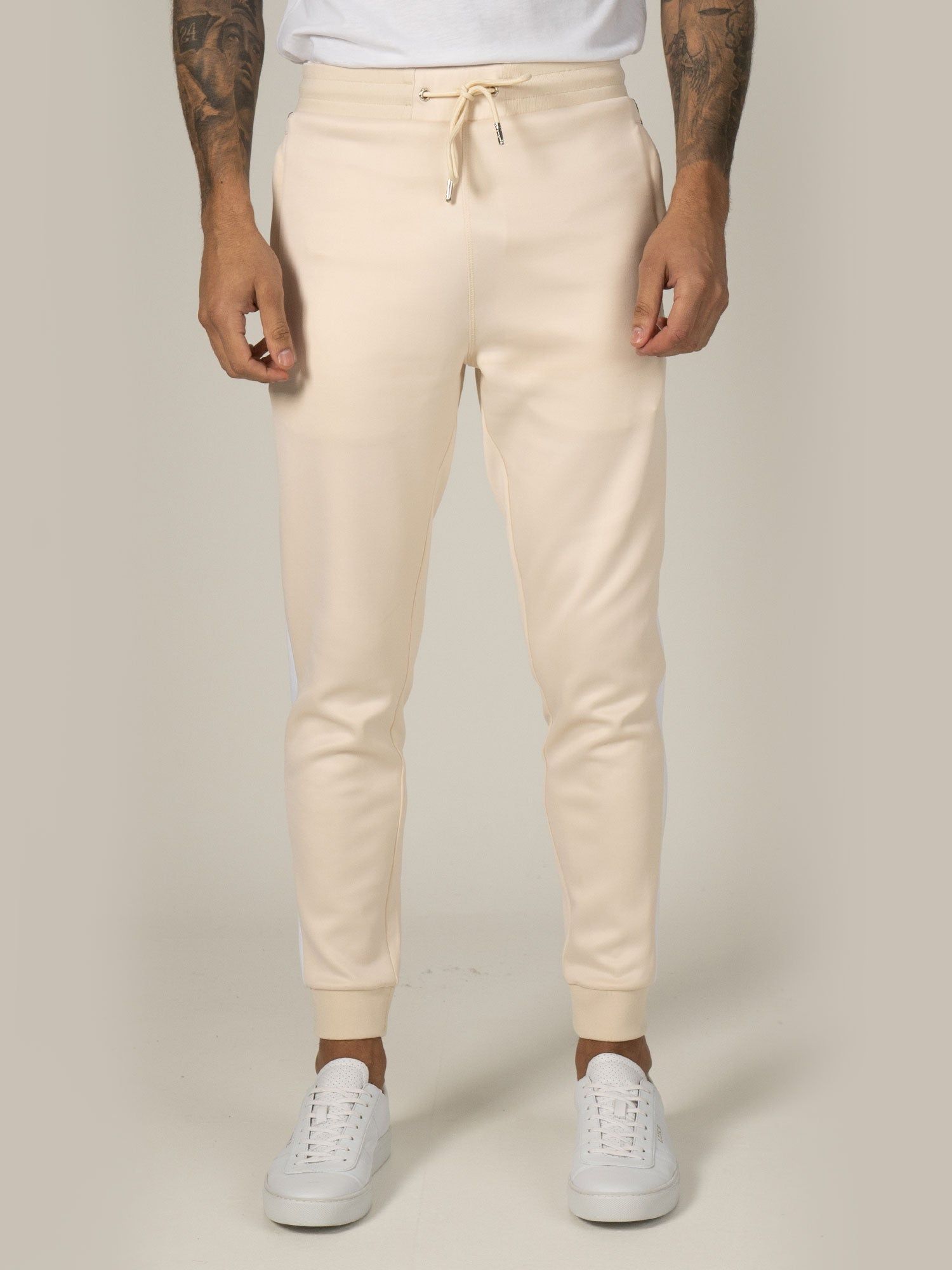 LASHING CUFFED PANEL TRAINING JOGGERS sold by Luke 1977 product image thumbnail 2