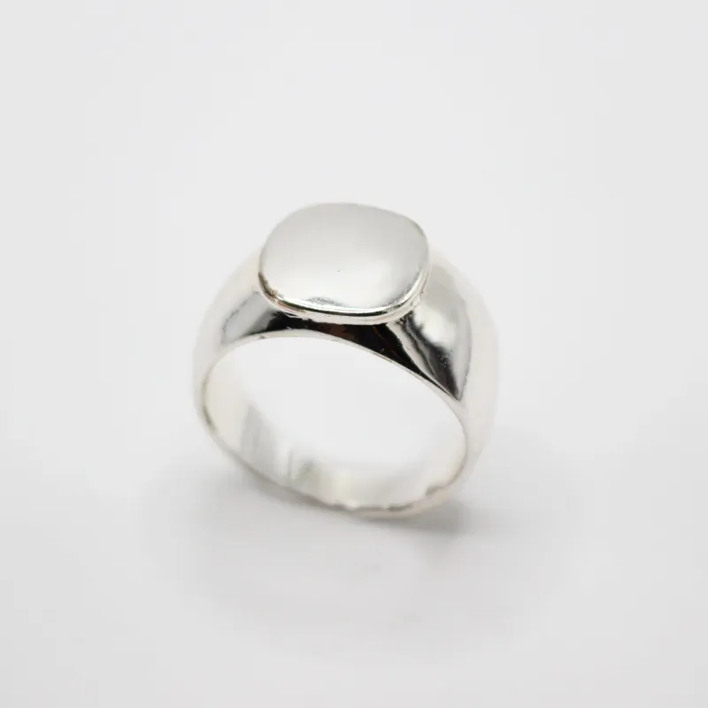 Elizabeth + George Frost Classic Oversized Signet Ring made by Lulu Frost