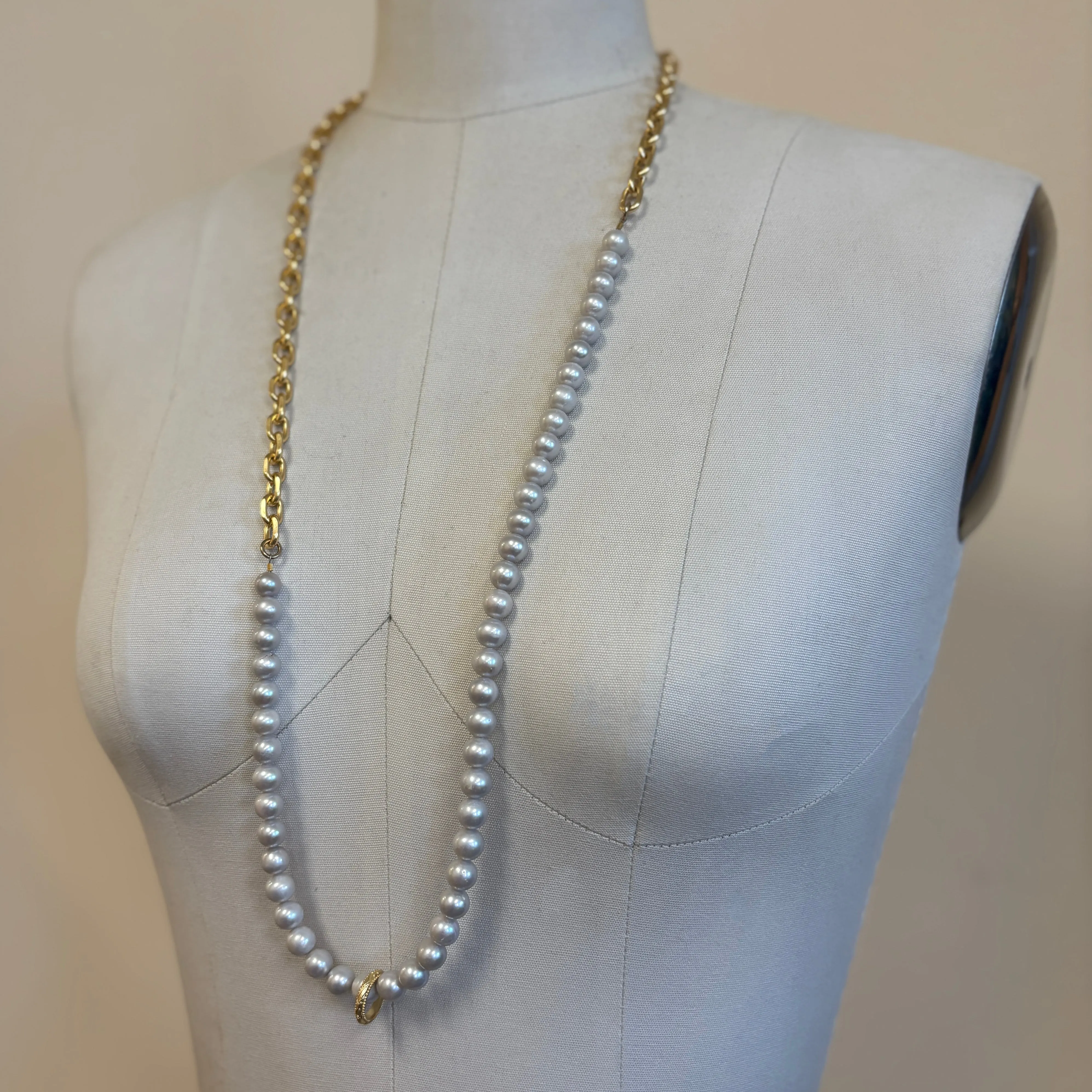 Plaza Long Natural Light Gray Pearl Chain Necklace Base sold by Lulu Frost product image thumbnail 5