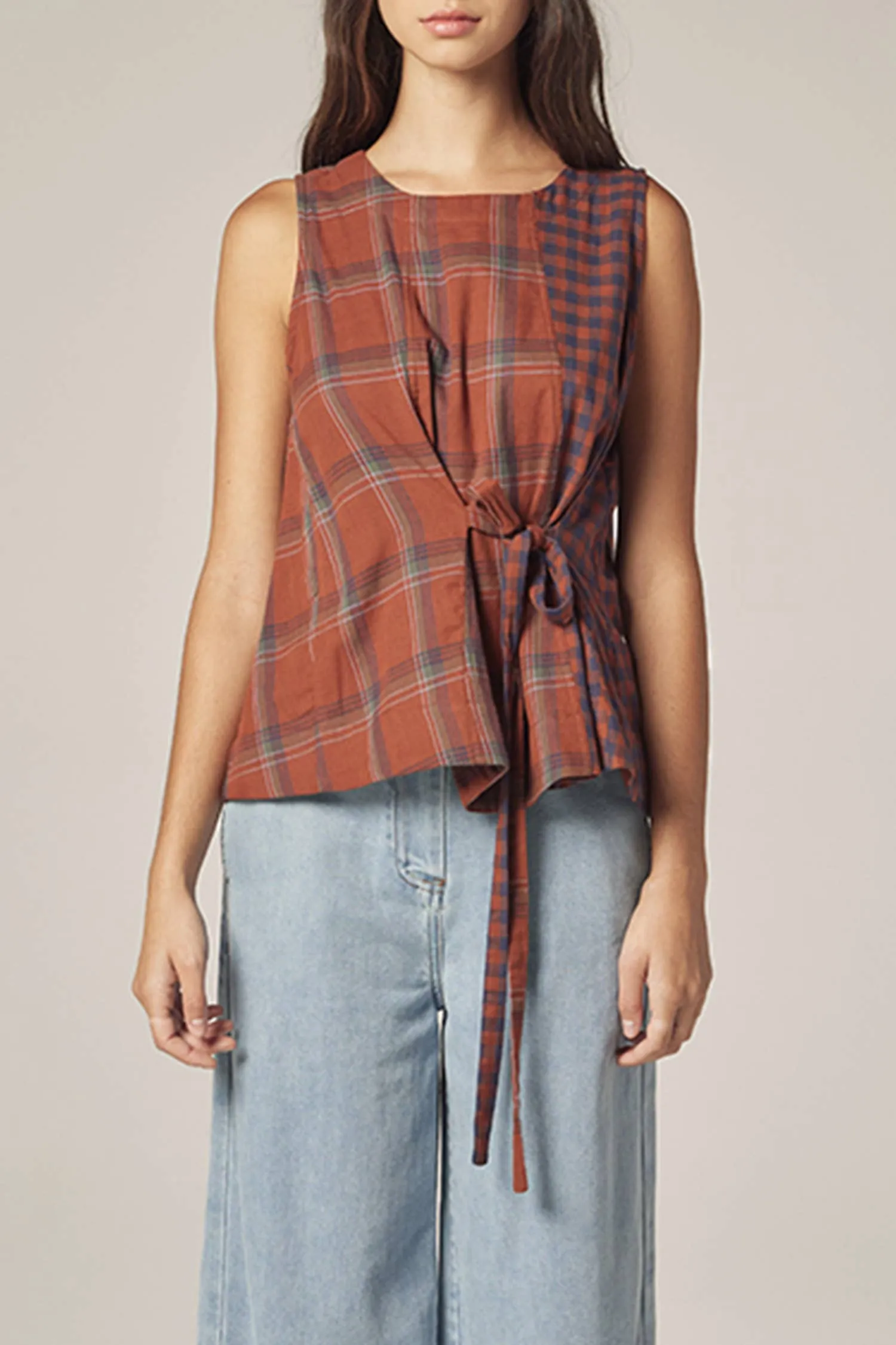 Contrast pannel top sold by Lulu Frost product image thumbnail 2