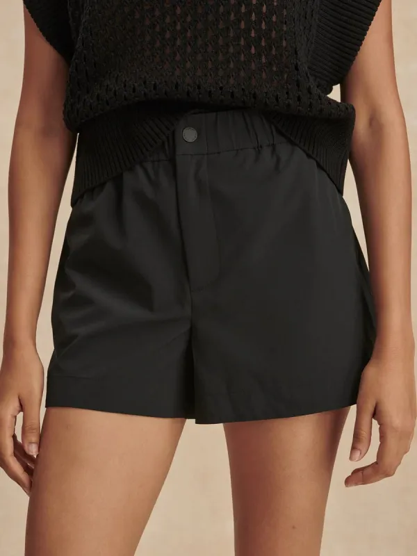 Varley Nila Mid Rise Short 3.5 made by Varley