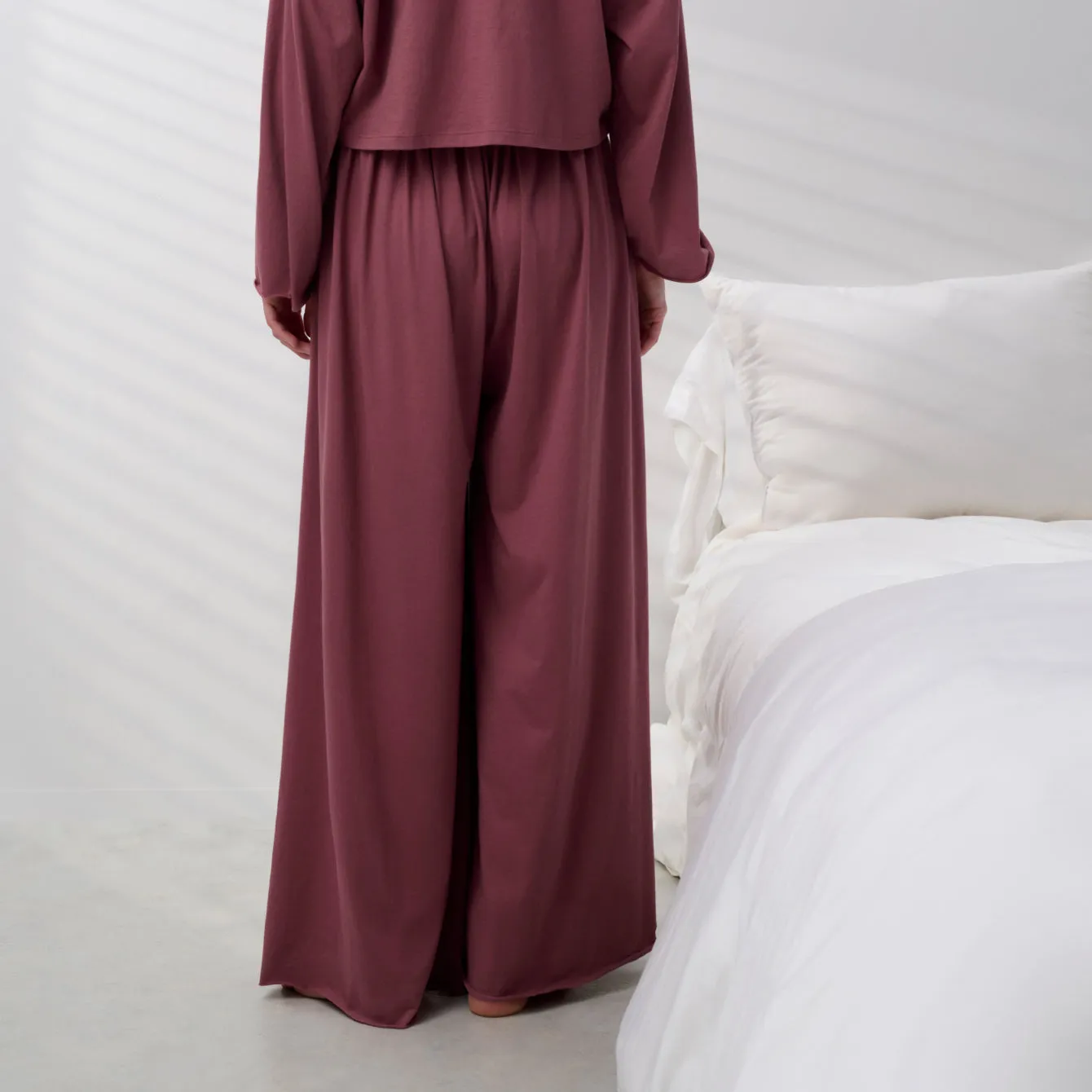 Organic Pima Wide Leg Pant sold by lunya product image thumbnail 3