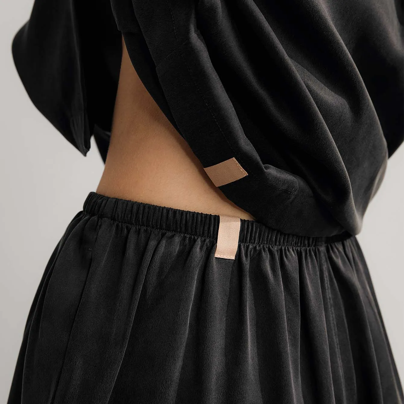 Washable Silk Long Sleeve Pant Set sold by lunya product image thumbnail 5