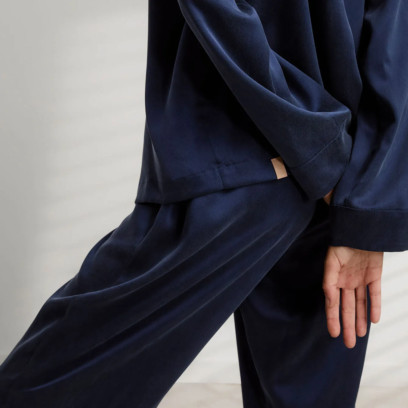 Washable Silk Long Sleeve Pant Set sold by lunya product image thumbnail 4