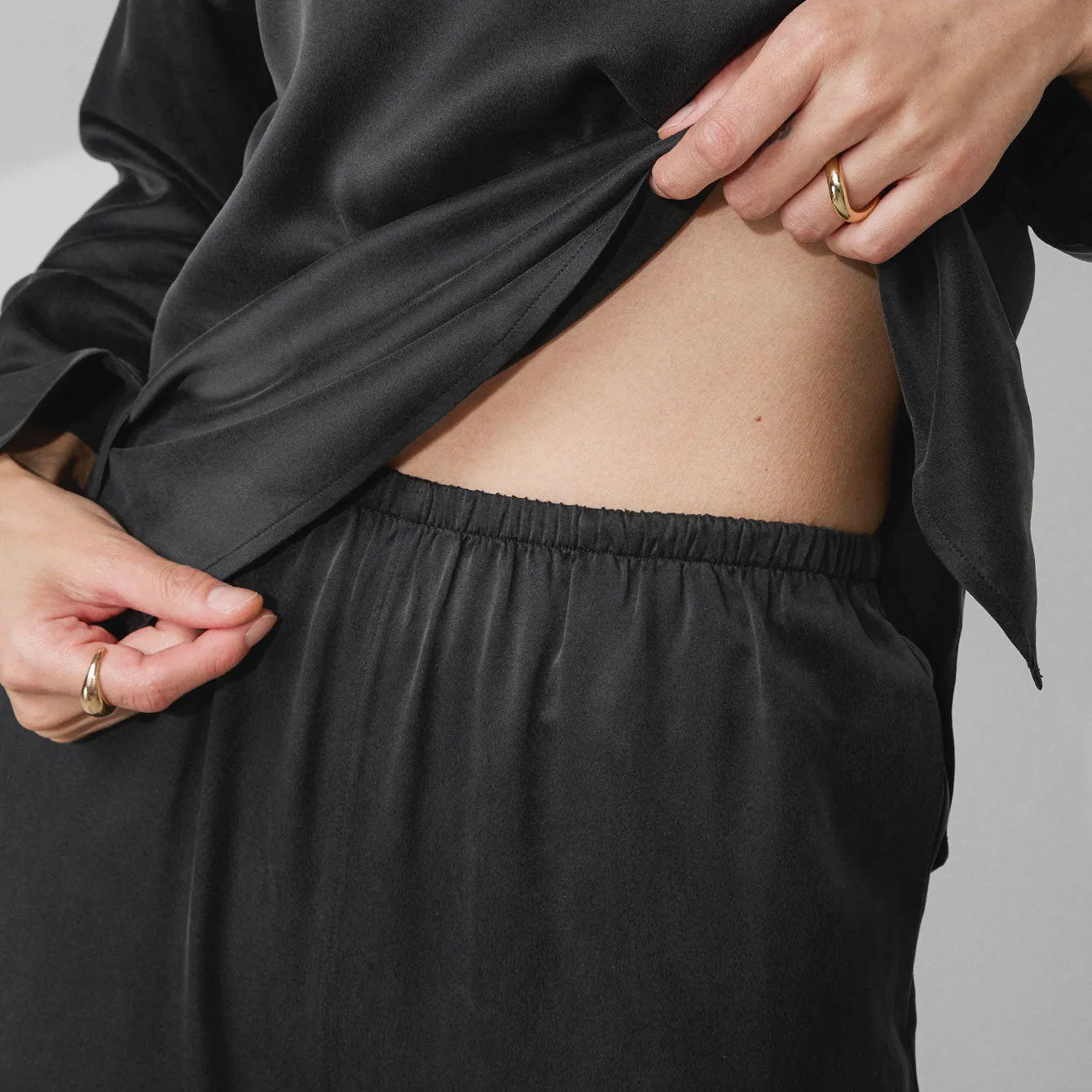 Washable Silk Long Sleeve Jogger Pant Set sold by lunya product image thumbnail 5