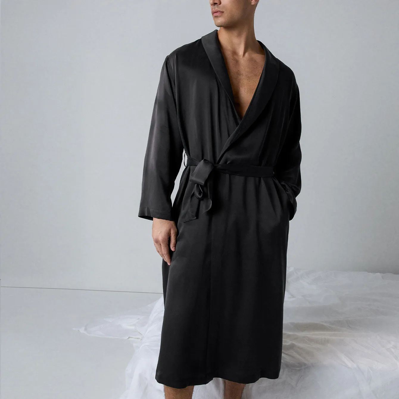 Men's Washable Silk Robe sold by lunya product image thumbnail 2