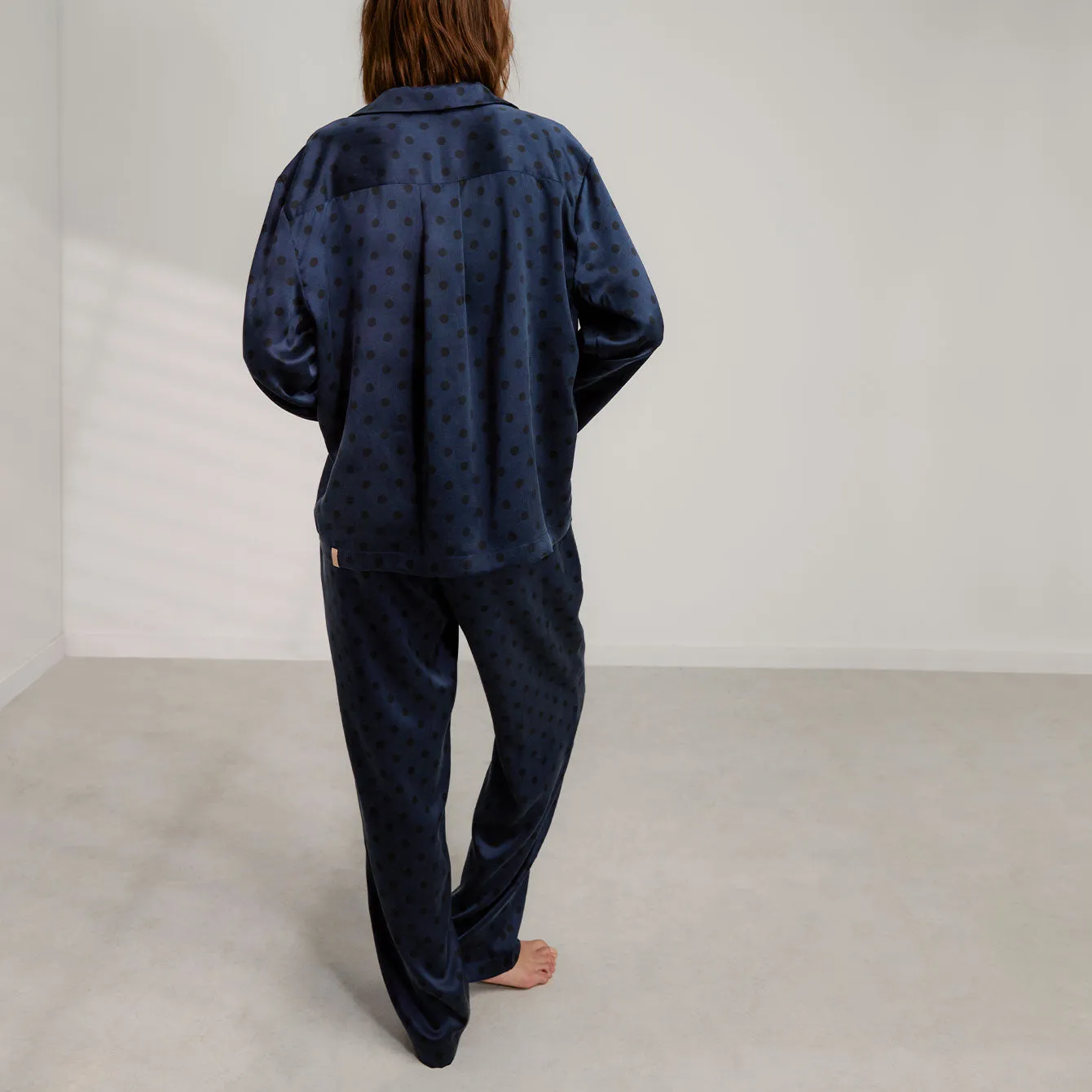 Washable Silk Long Sleeve Pant Set sold by lunya product image thumbnail 3