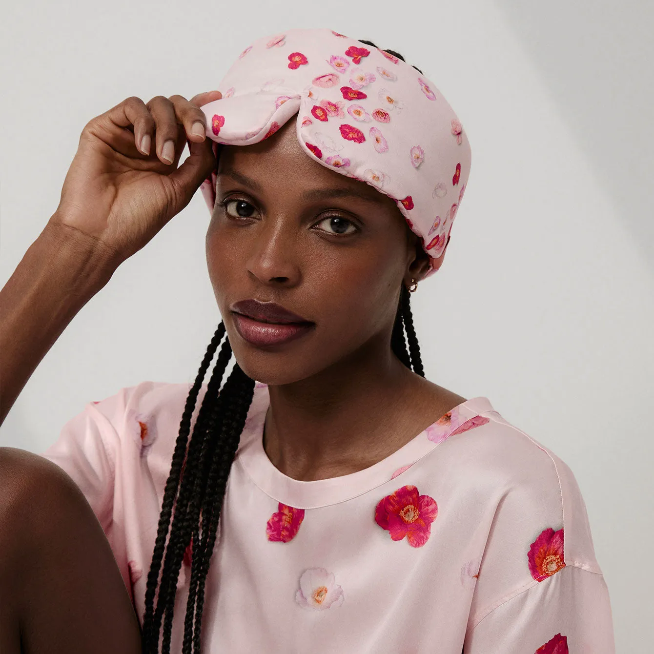 Washable Silk Sleep Mask sold by lunya product image thumbnail 3