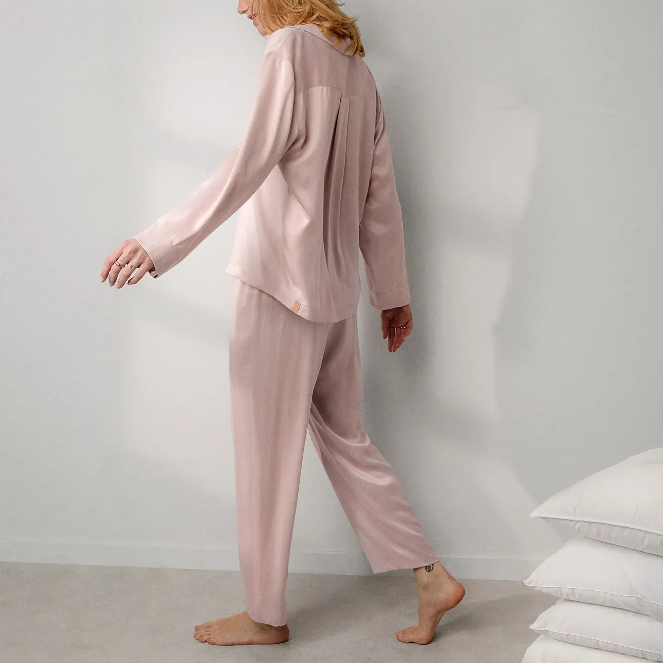 Washable Silk Long Sleeve Pant Set sold by lunya product image thumbnail 3