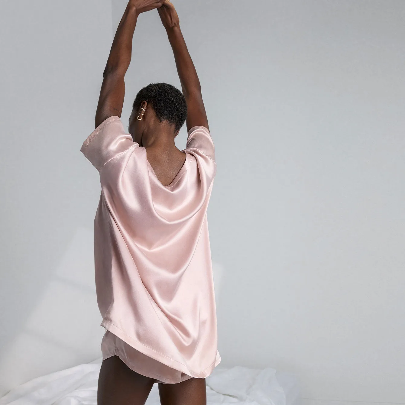 Washable Silk Tee Set sold by lunya product image thumbnail 3