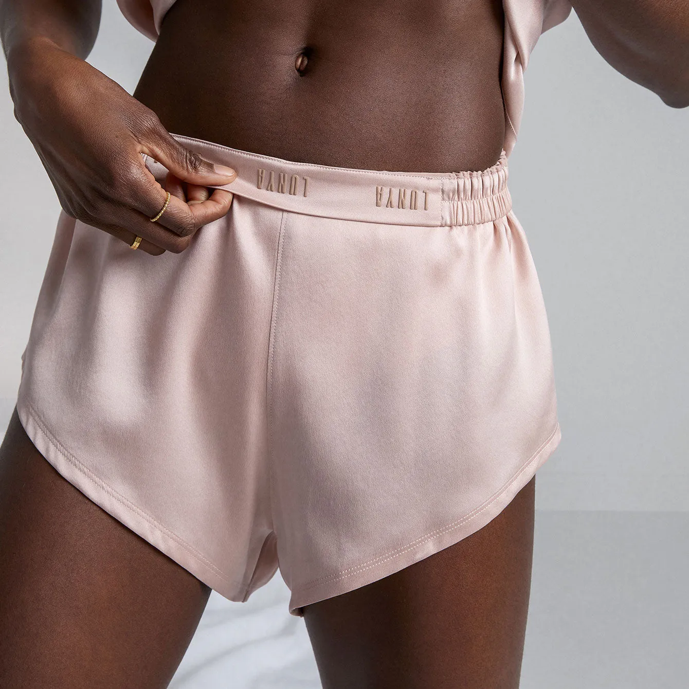 Washable Silk Tee Set sold by lunya product image thumbnail 4