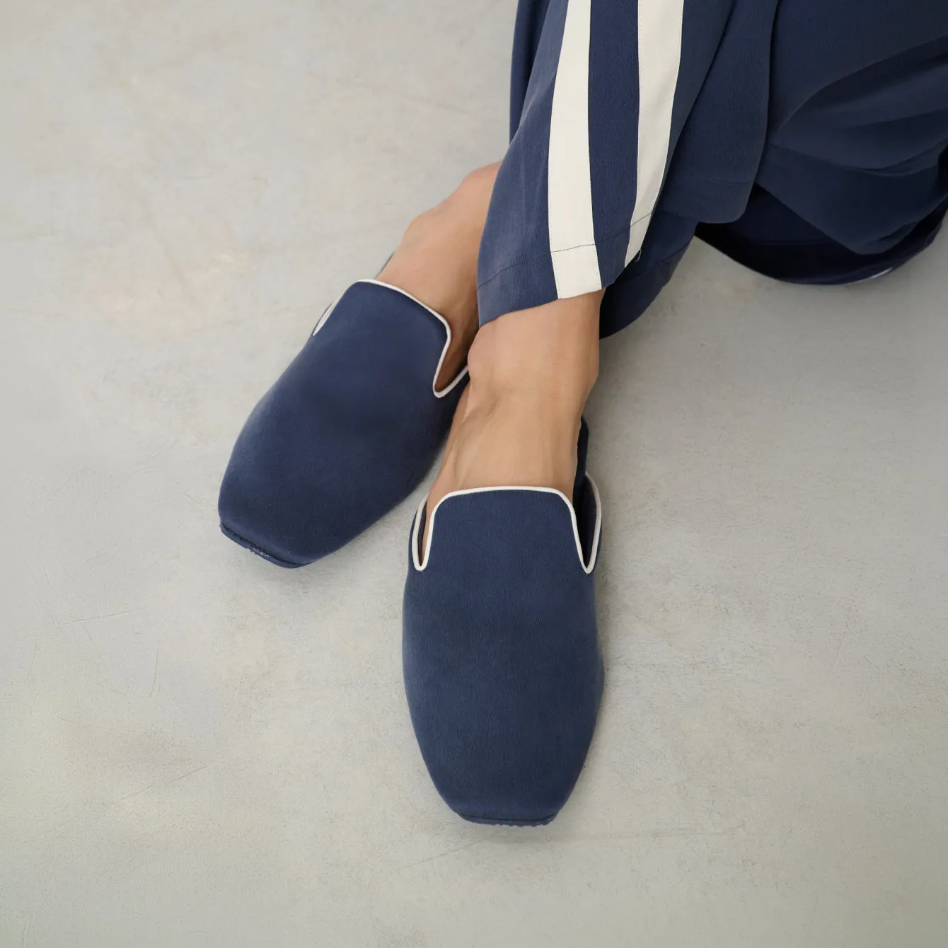 The Silk Slipper sold by lunya product image thumbnail 3