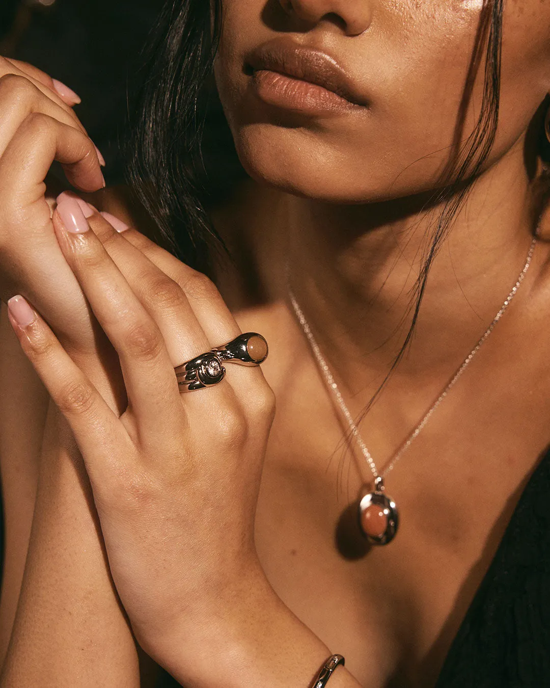 The Wave Bezel Cigar Band sold by Luv Aj product image thumbnail 4