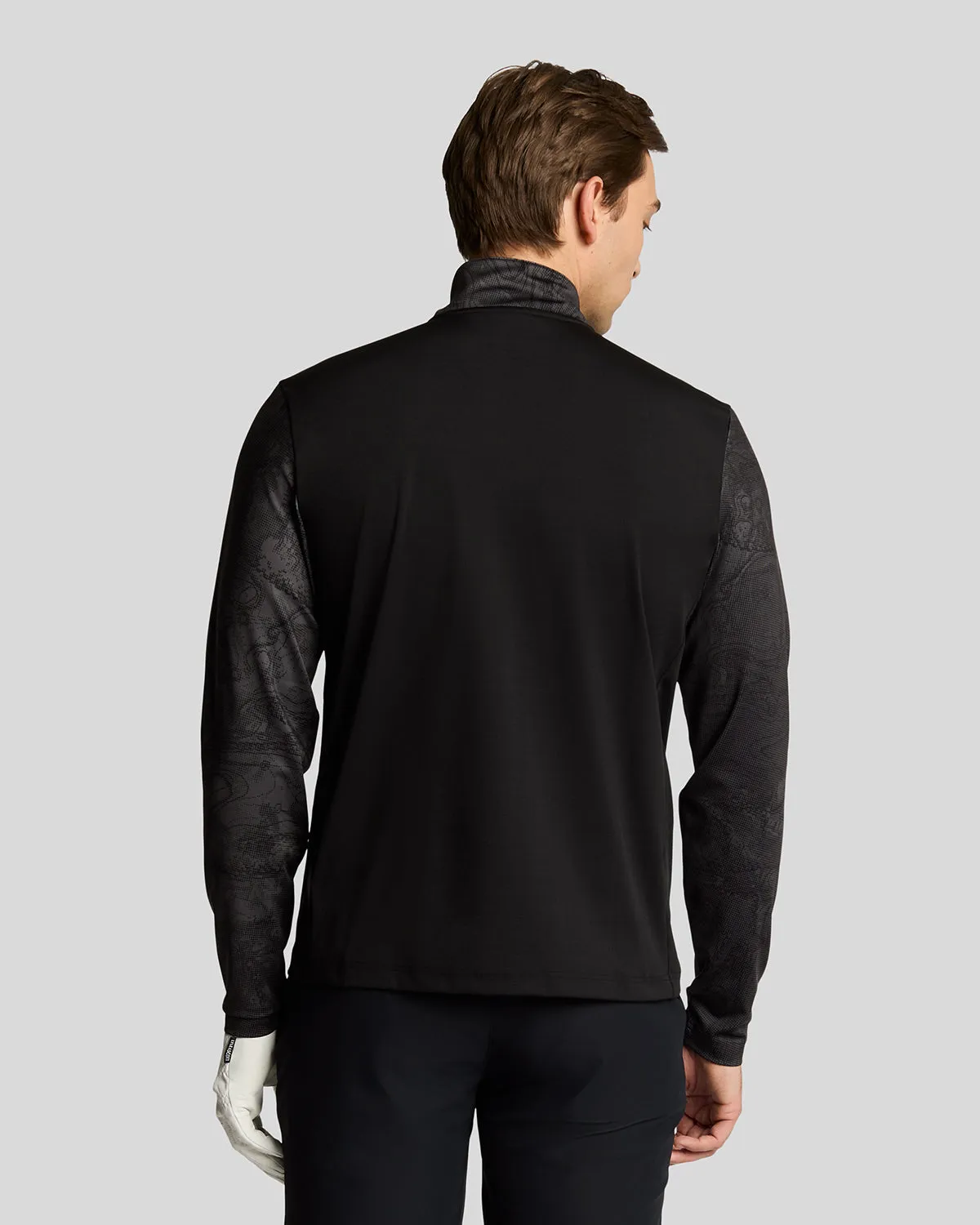 Golf Printed Contour Midlayer sold by Lyle & Scott product image thumbnail 3