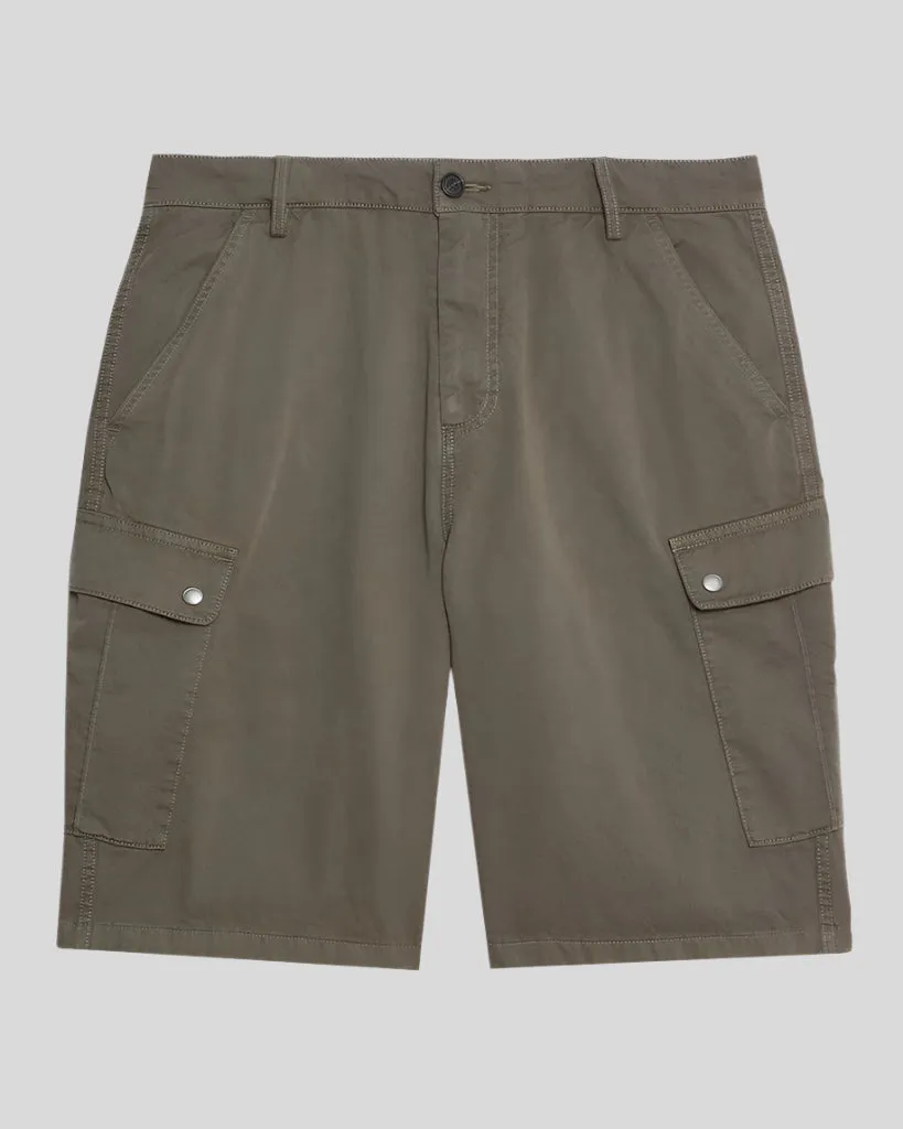 Cargo Shorts sold by Lyle & Scott