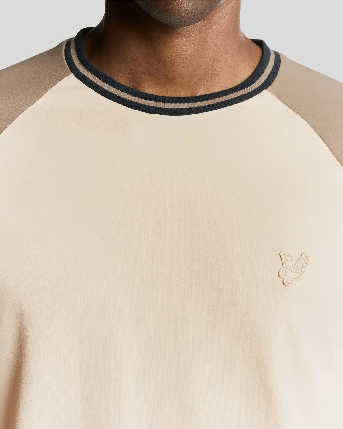 Interlock Contrast Raglan T-shirt sold by Lyle & Scott product image thumbnail 3